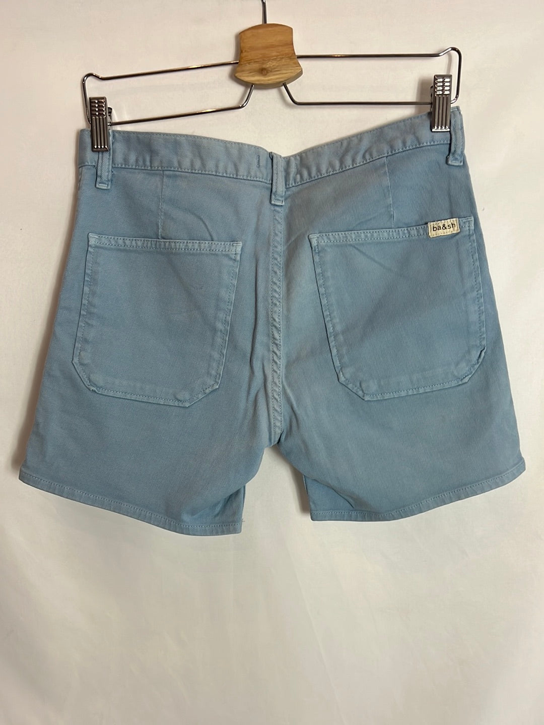 BA&SH. Light blue shorts. T 0 (34) (tare)