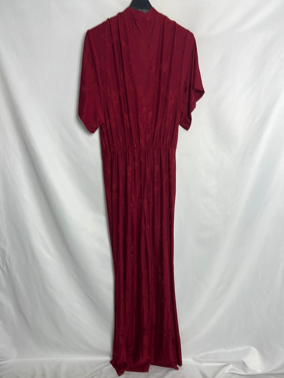 ZARA. Mono largo burdeos estampado. T S