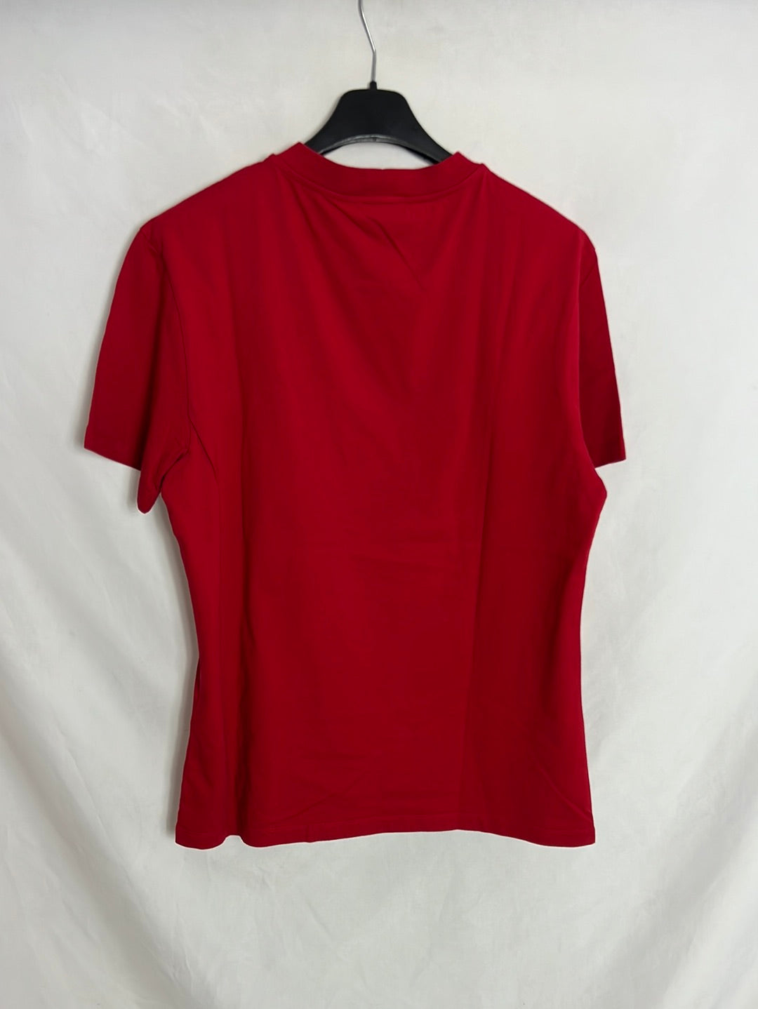SANDRO. Camiseta roja letras negras. T M/L