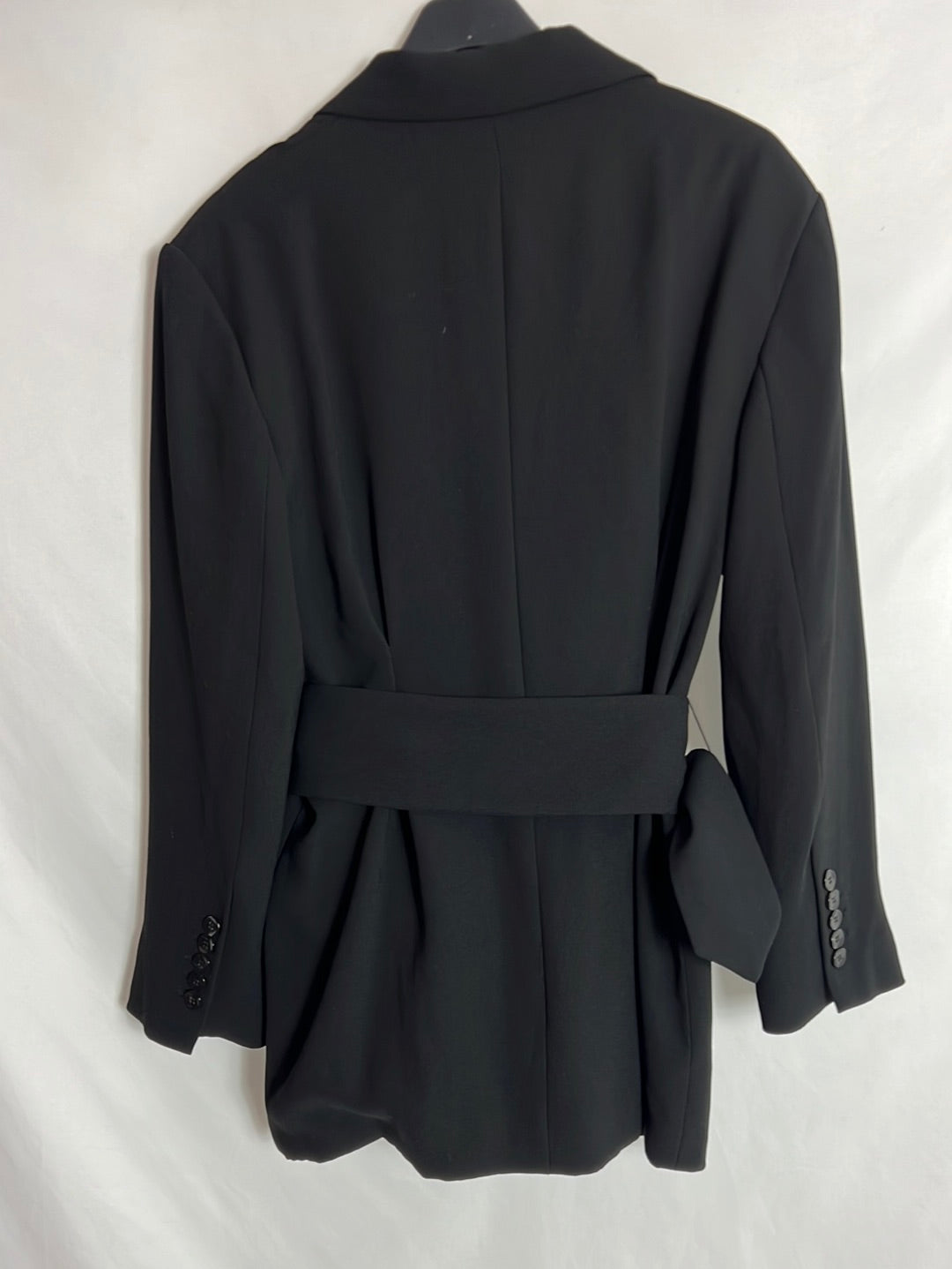 ZARA. Blazer negra larga cinturón. T S