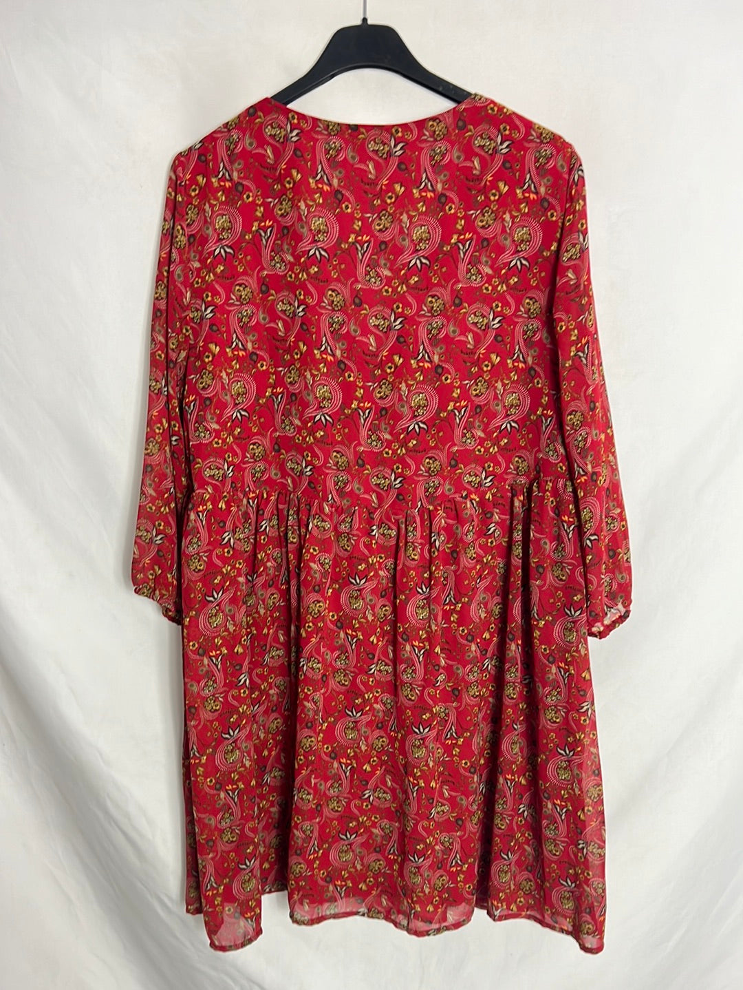 VILA. Short burgundy printed dress. Size 36