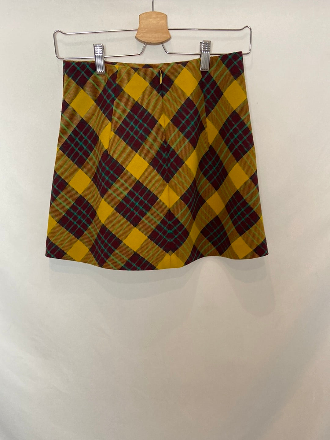 ZARA. Yellow checked skirt. TS