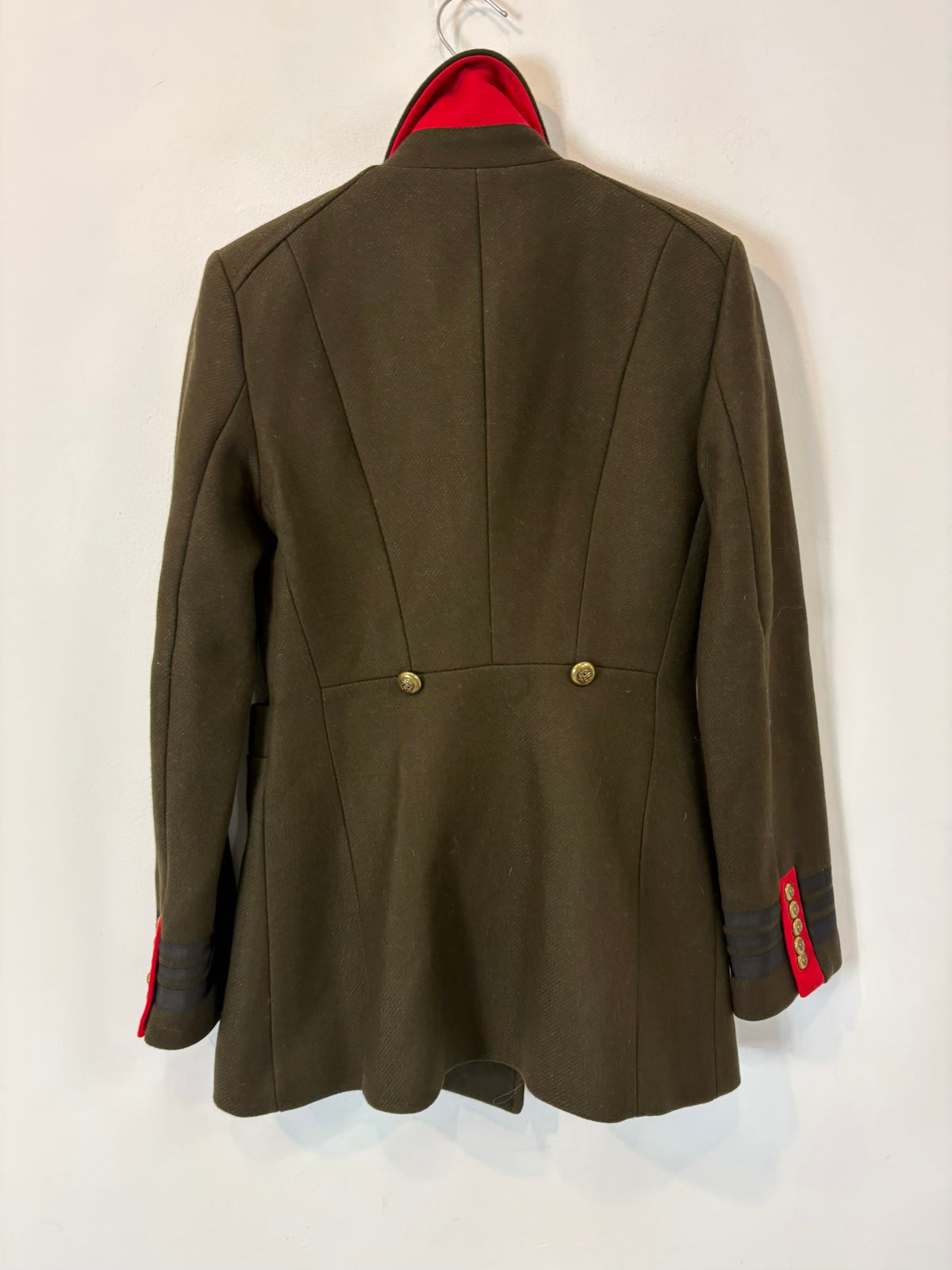 ZARA. Abrigo verde lana estilo militar