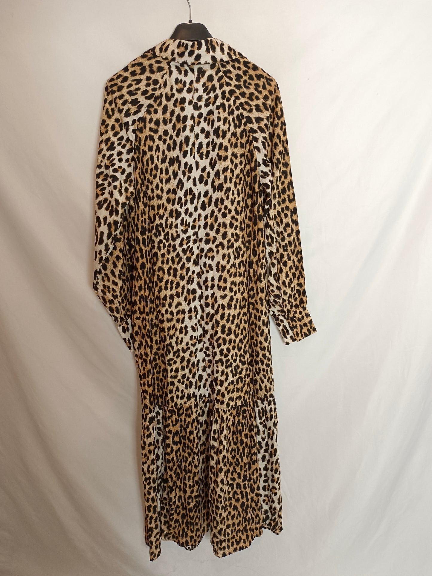 H&M. Vestido largo animal print T.xs