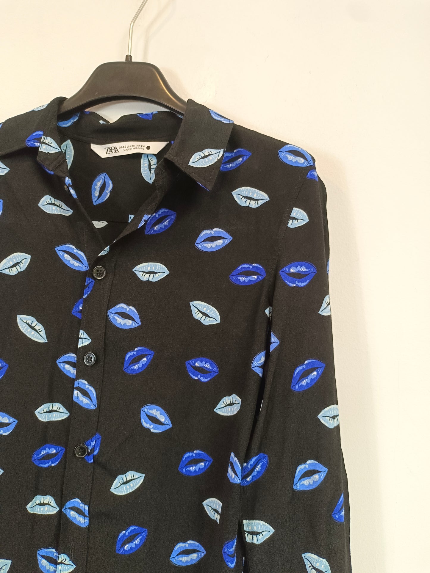 ZARA. Black lip set T.xs