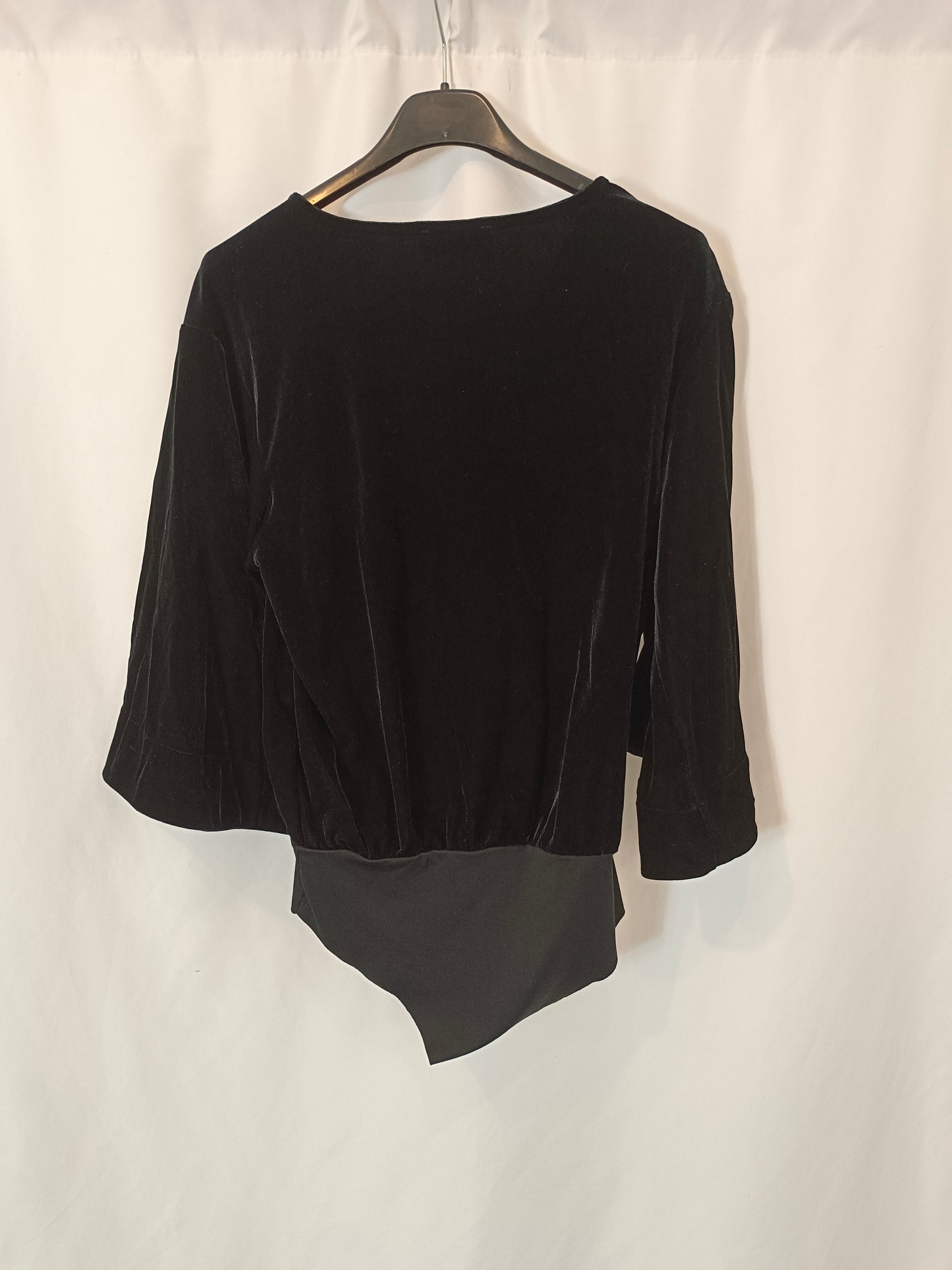 ZARA. body negro terciopelo T.s