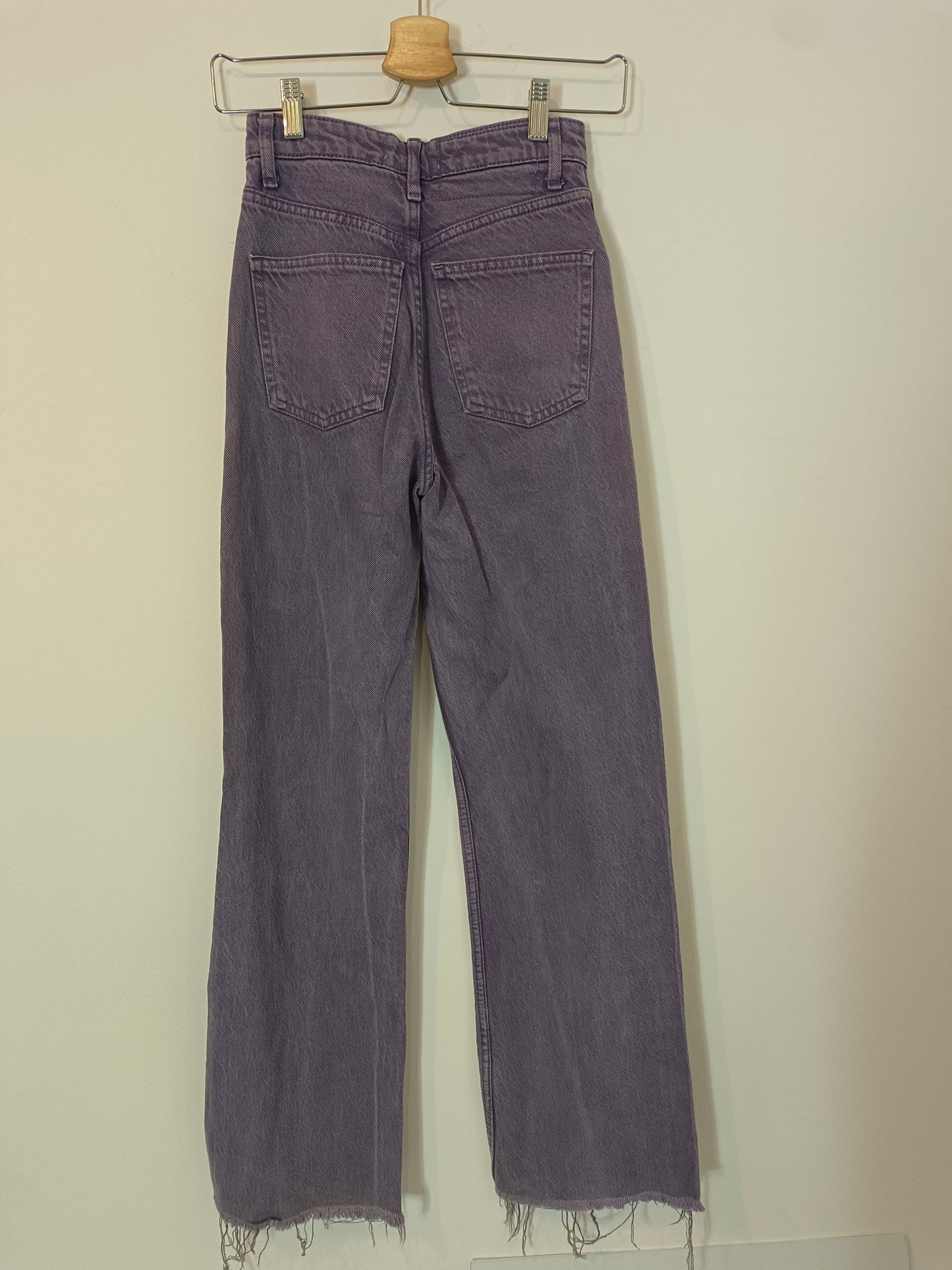 ZARA. Purple denim trousers, size 32
