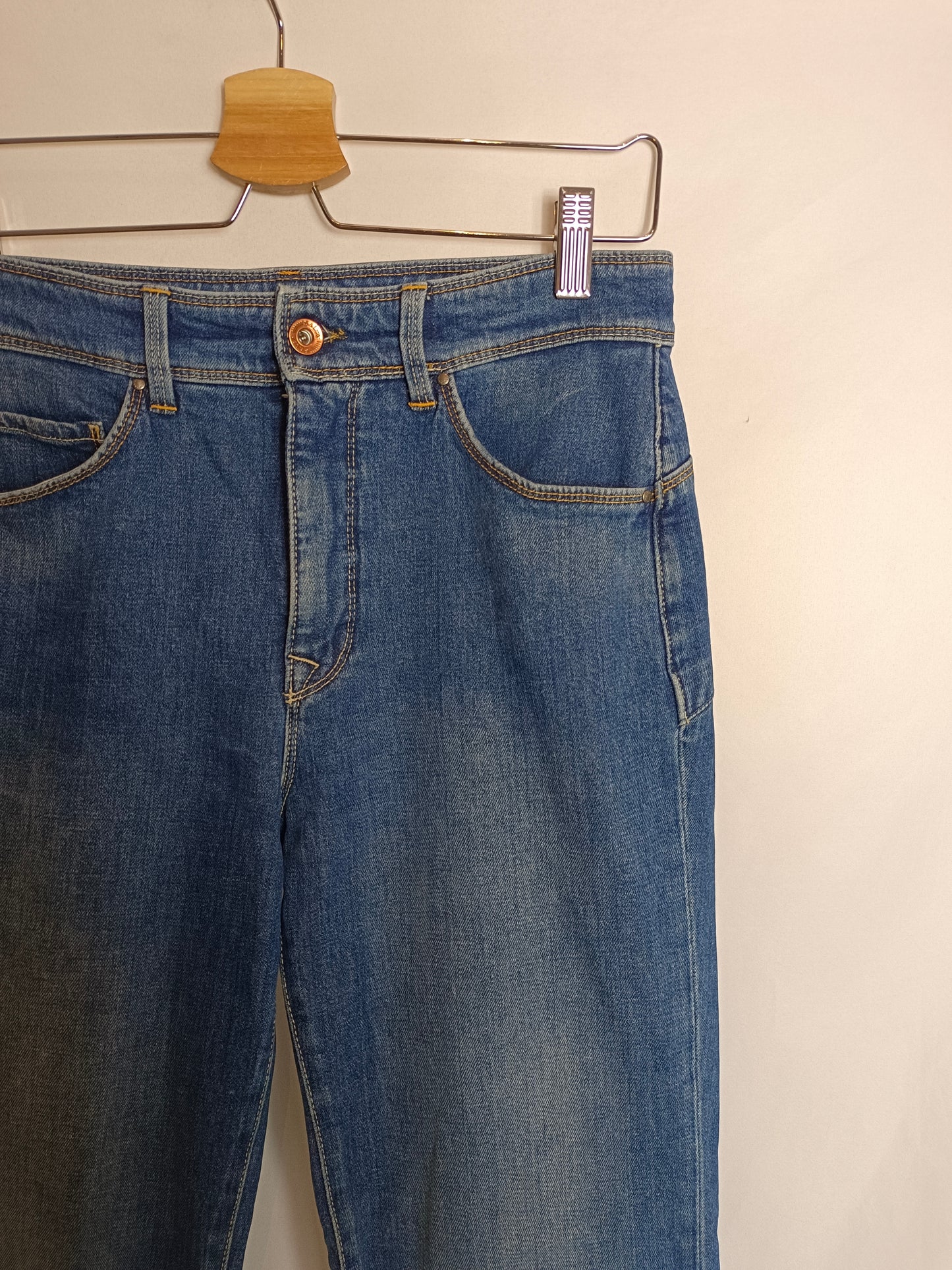 SALSA. pantalón denim campana T.37(38)