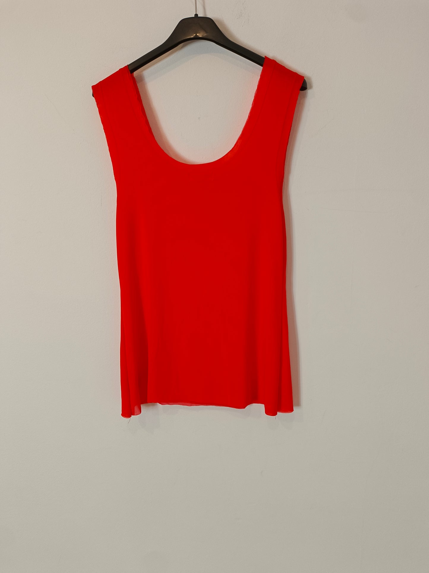 LOLA CASADEMUNT. Conjunto top y chaqueta rejilla rojo T.l