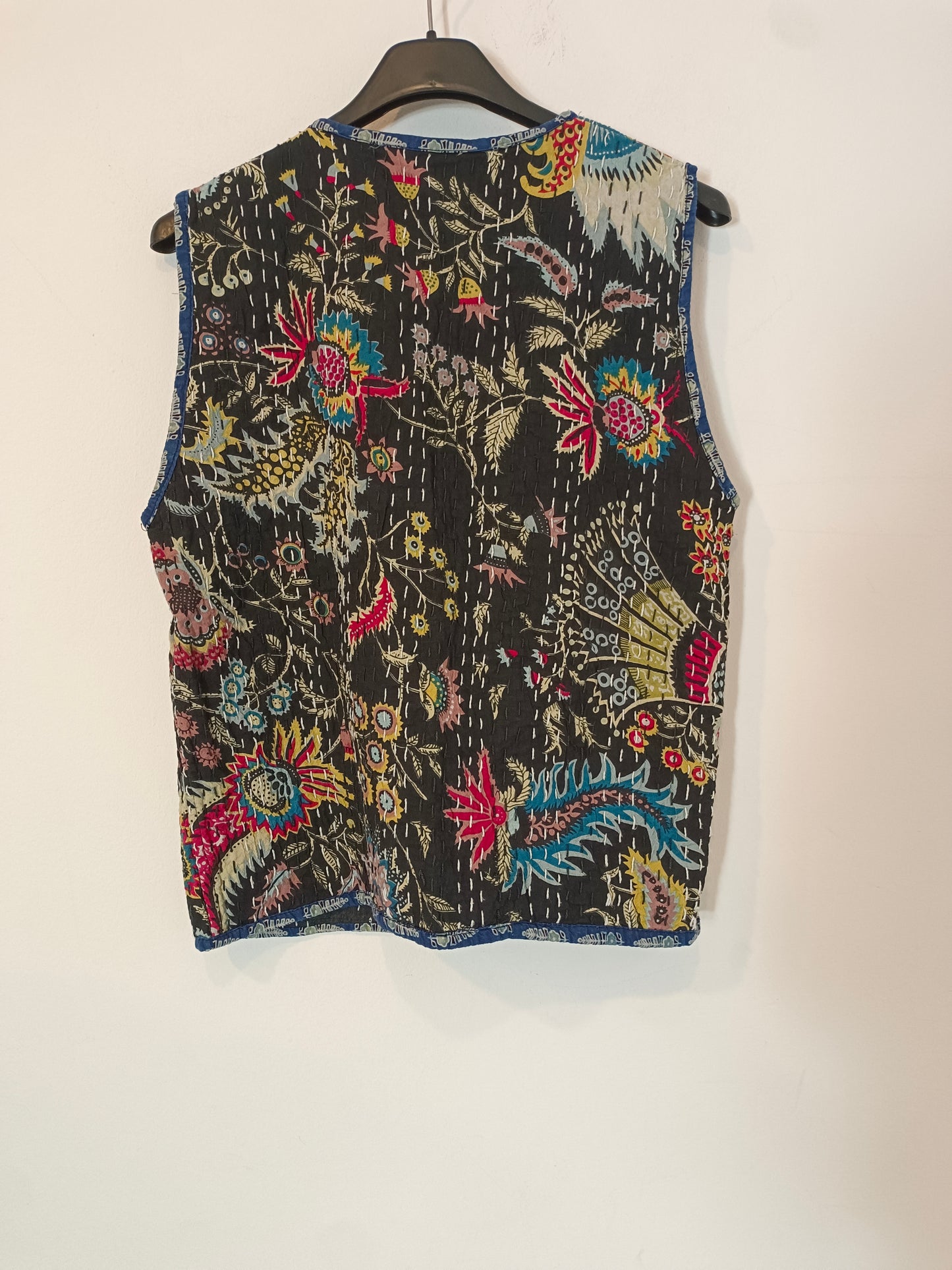 OTRAS. Chaleco negro con detalles bordados TU(s)