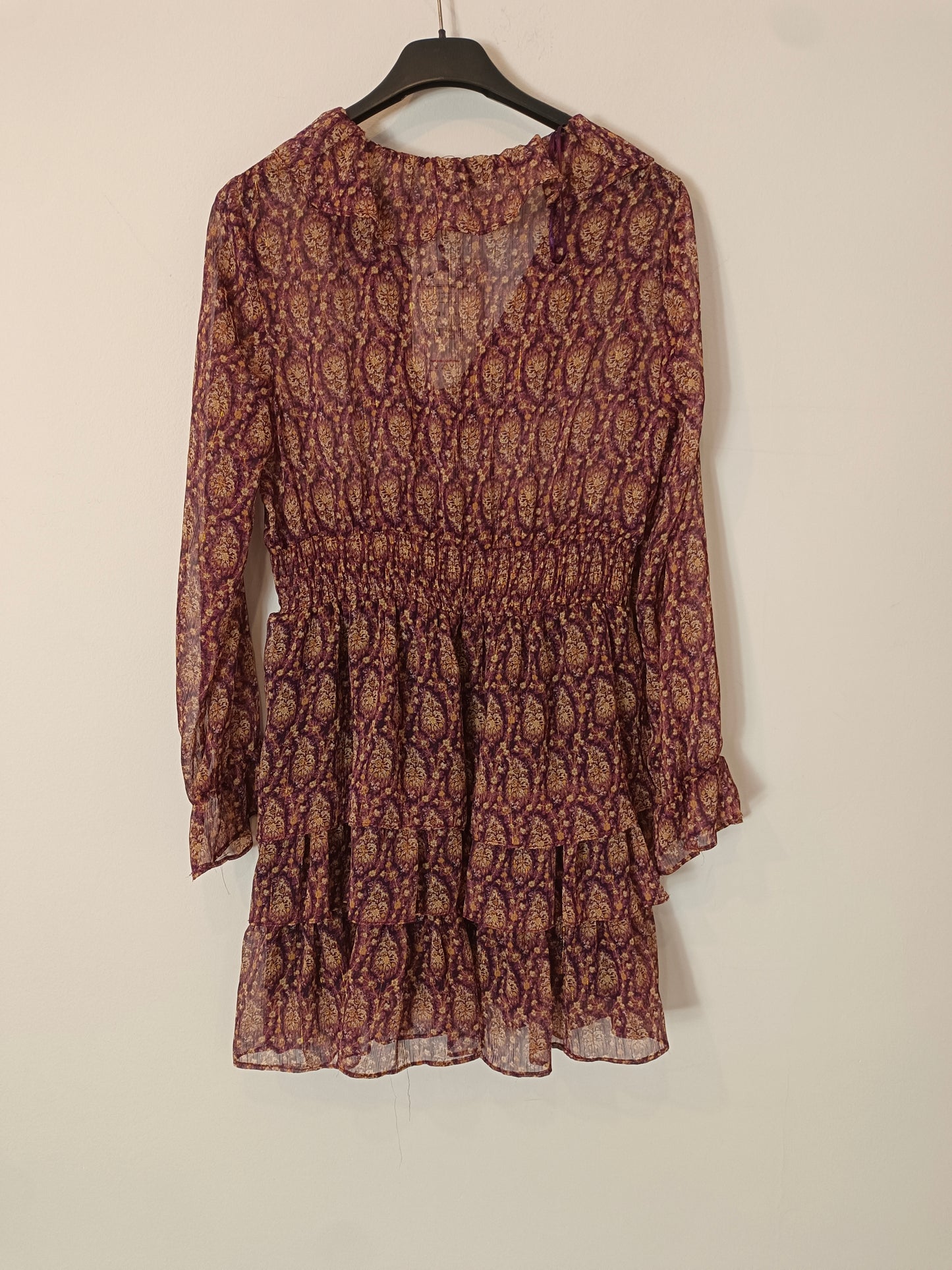 ZARA. Burgundy print dress with Ts threads