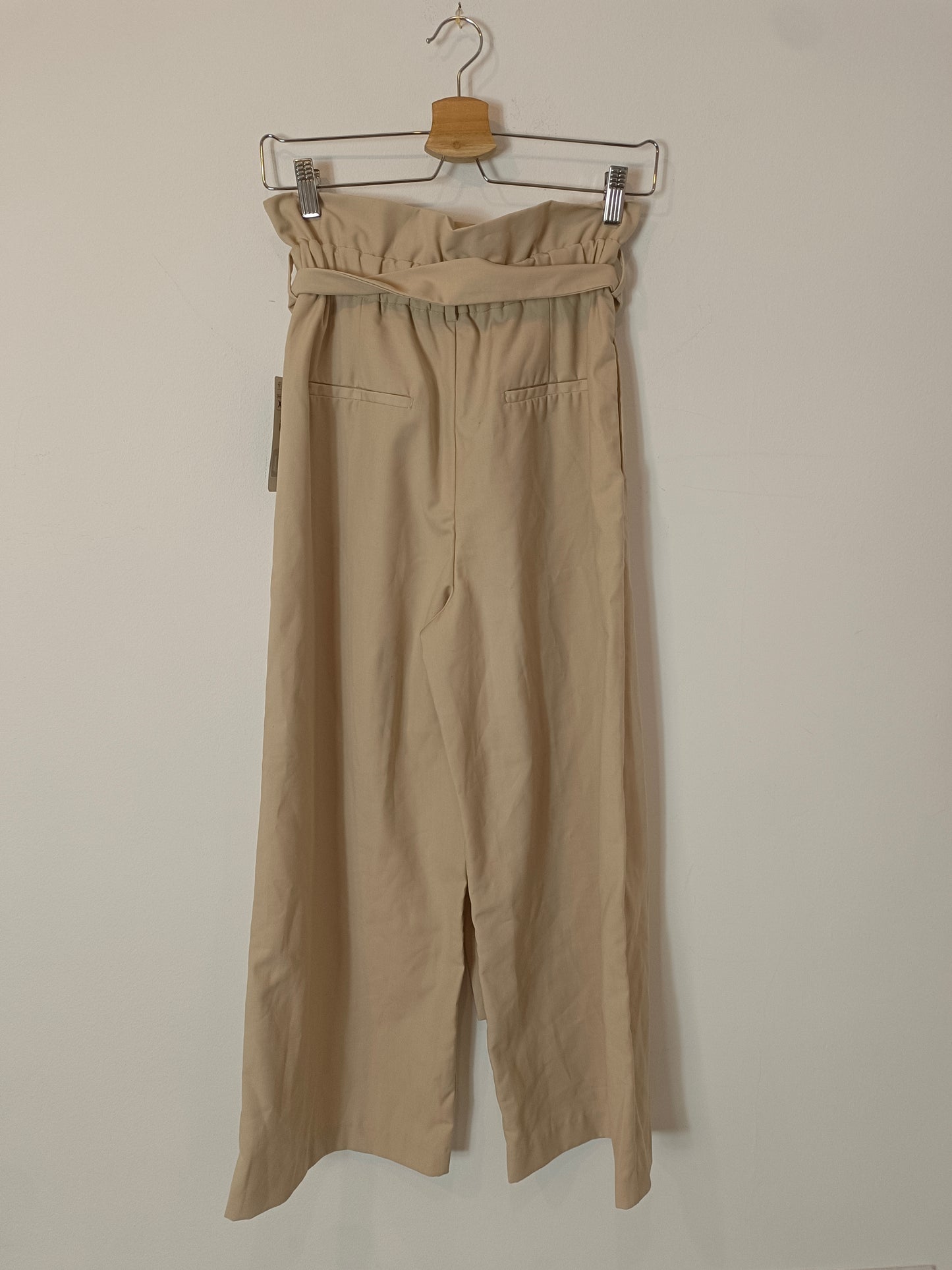 ZARA. Flowing beige trousers T.xs