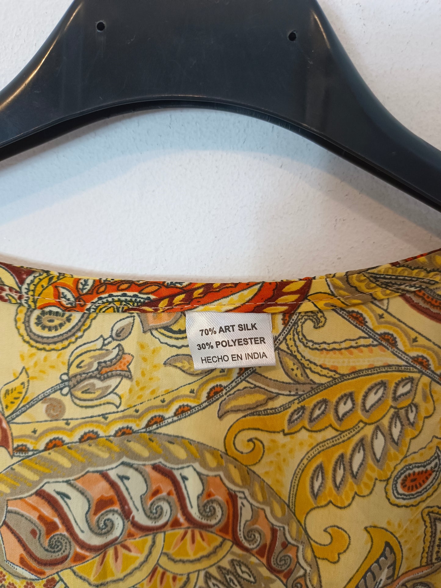 OTHERS. Yellow amoeba silk kimono with silk TU(S)