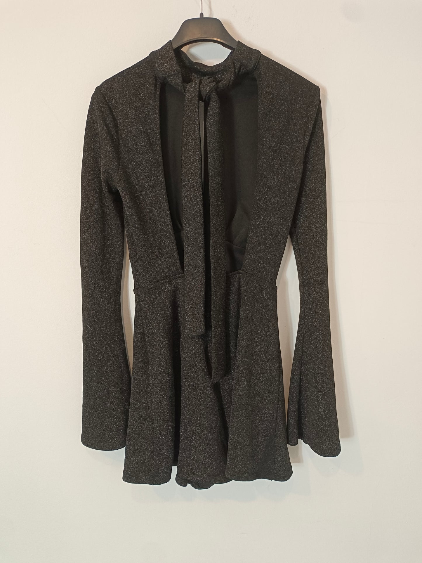 BERSHKA. Short thread jumpsuit, size XS.