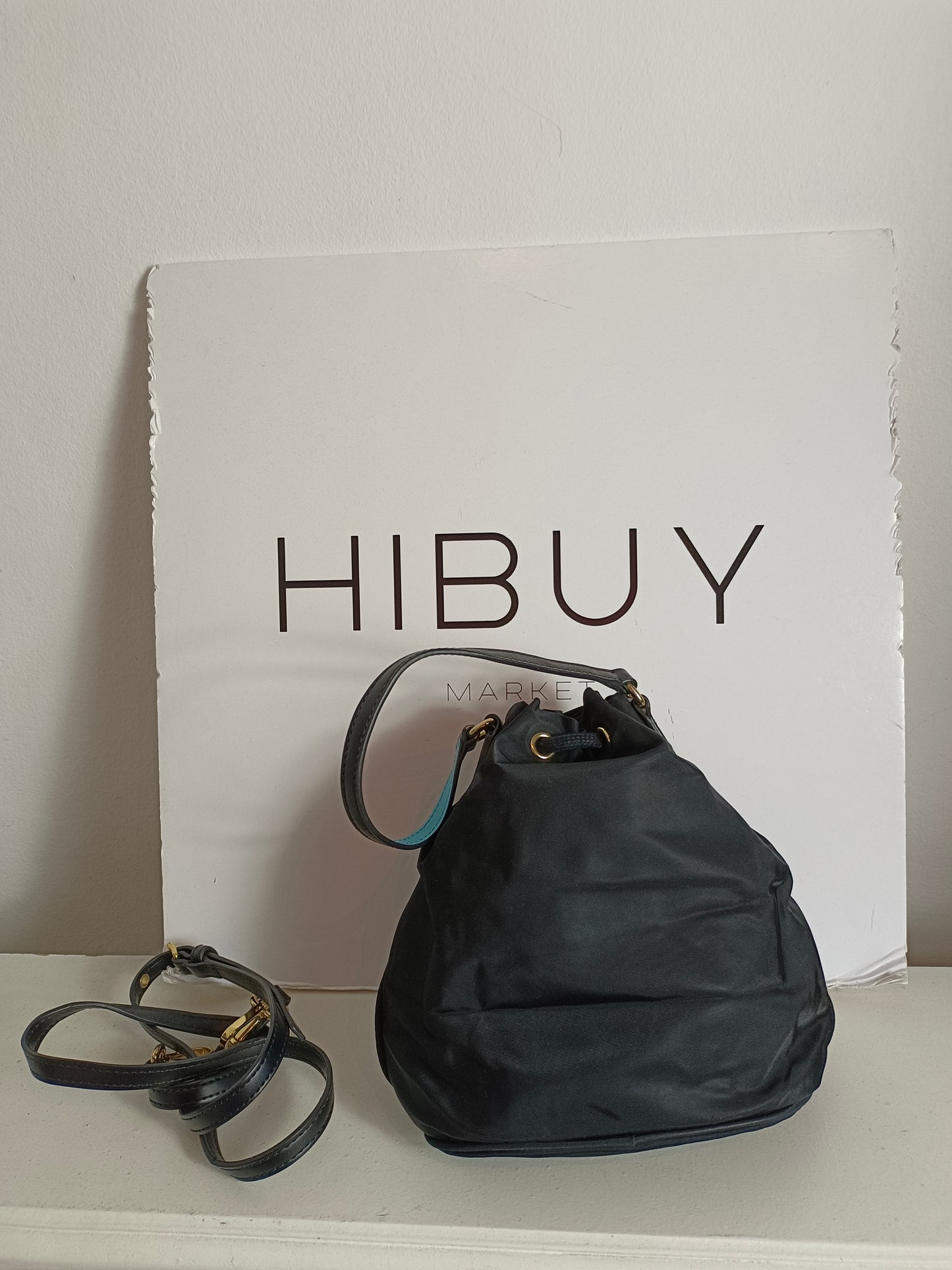 BIMBA Y LOLA. Bolso negro lona