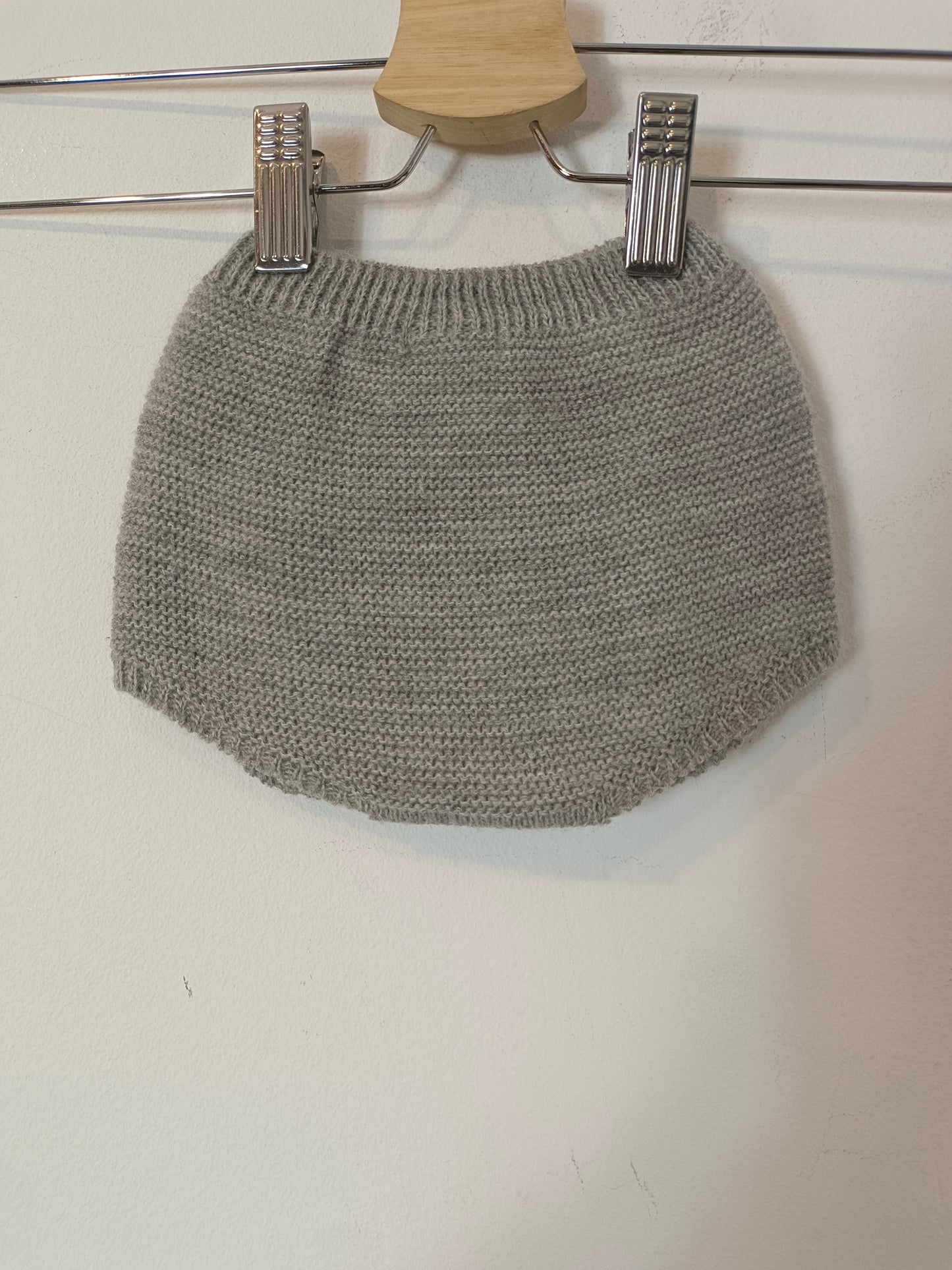 PECESA. Culetín gris punto T.9 meses
