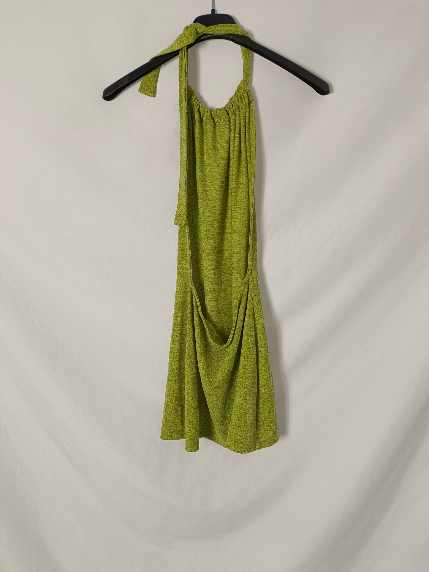 ZAFUL. Top verde cuello halter T.s