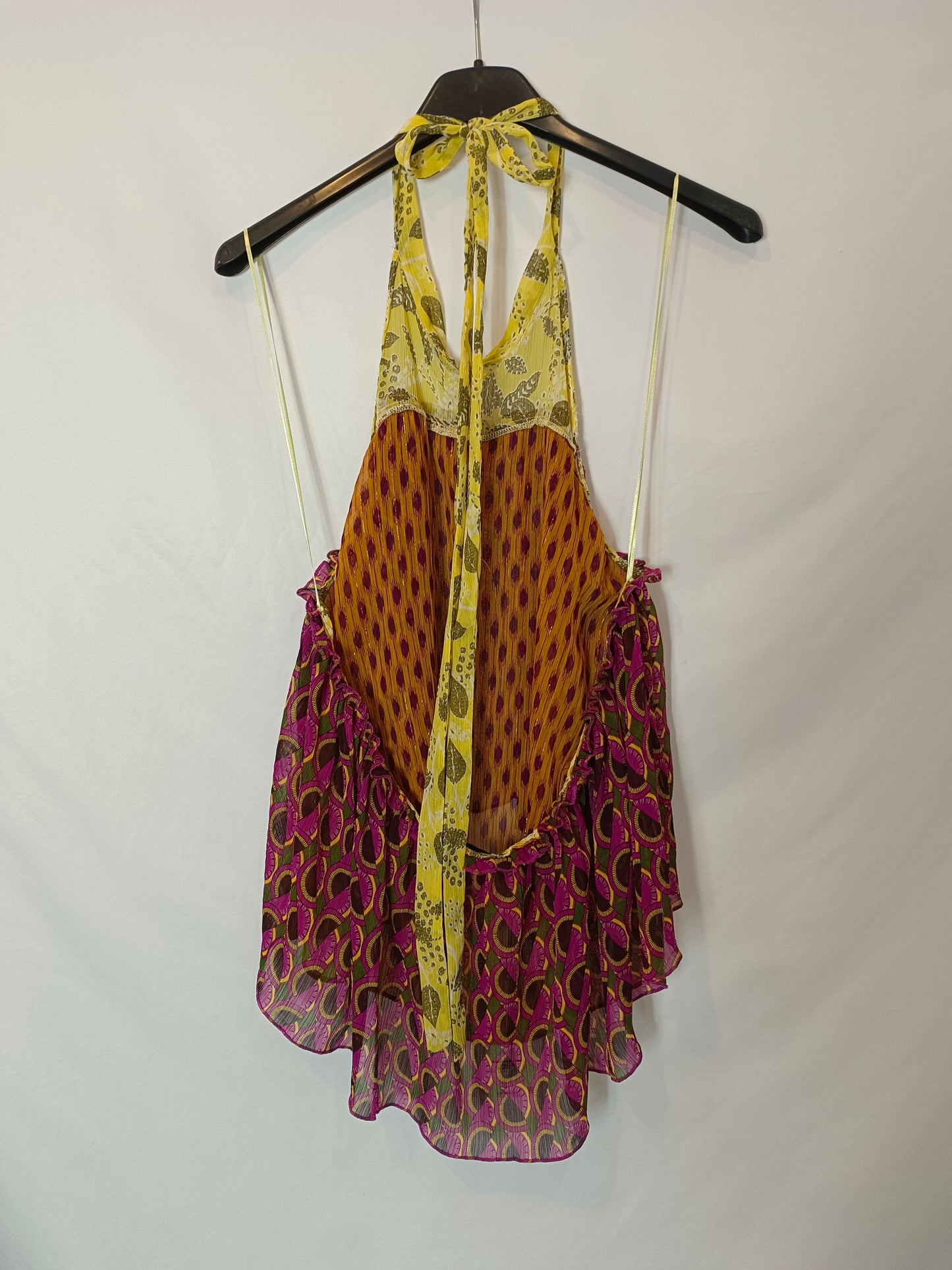 ZARA. top multiestampado T.xs