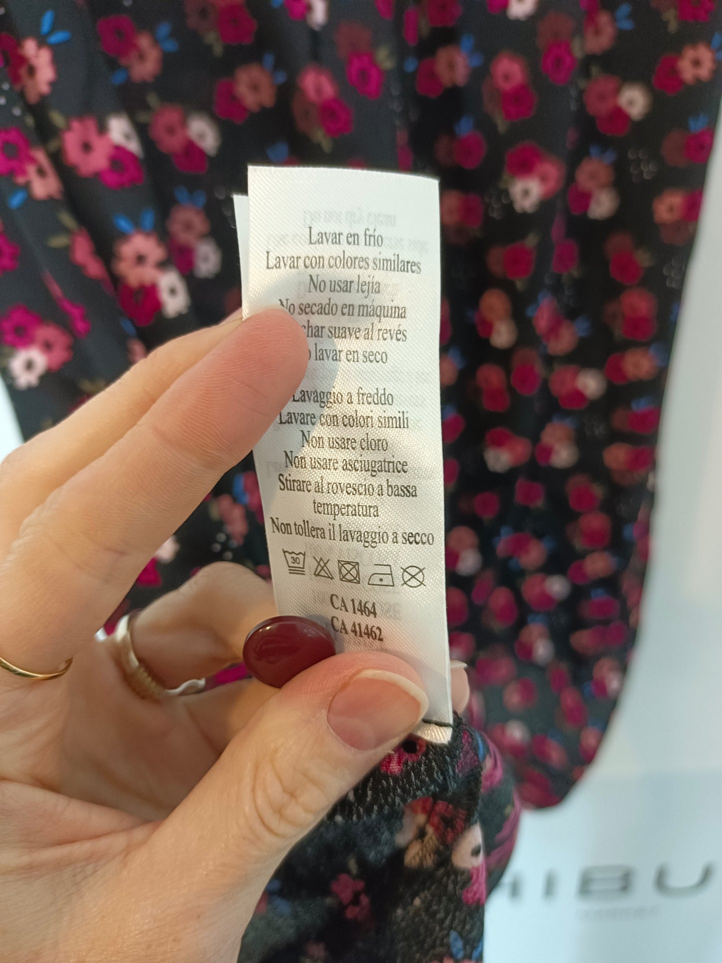 DES PETITE HAUTS. Falda midi negra flores T.1(s)