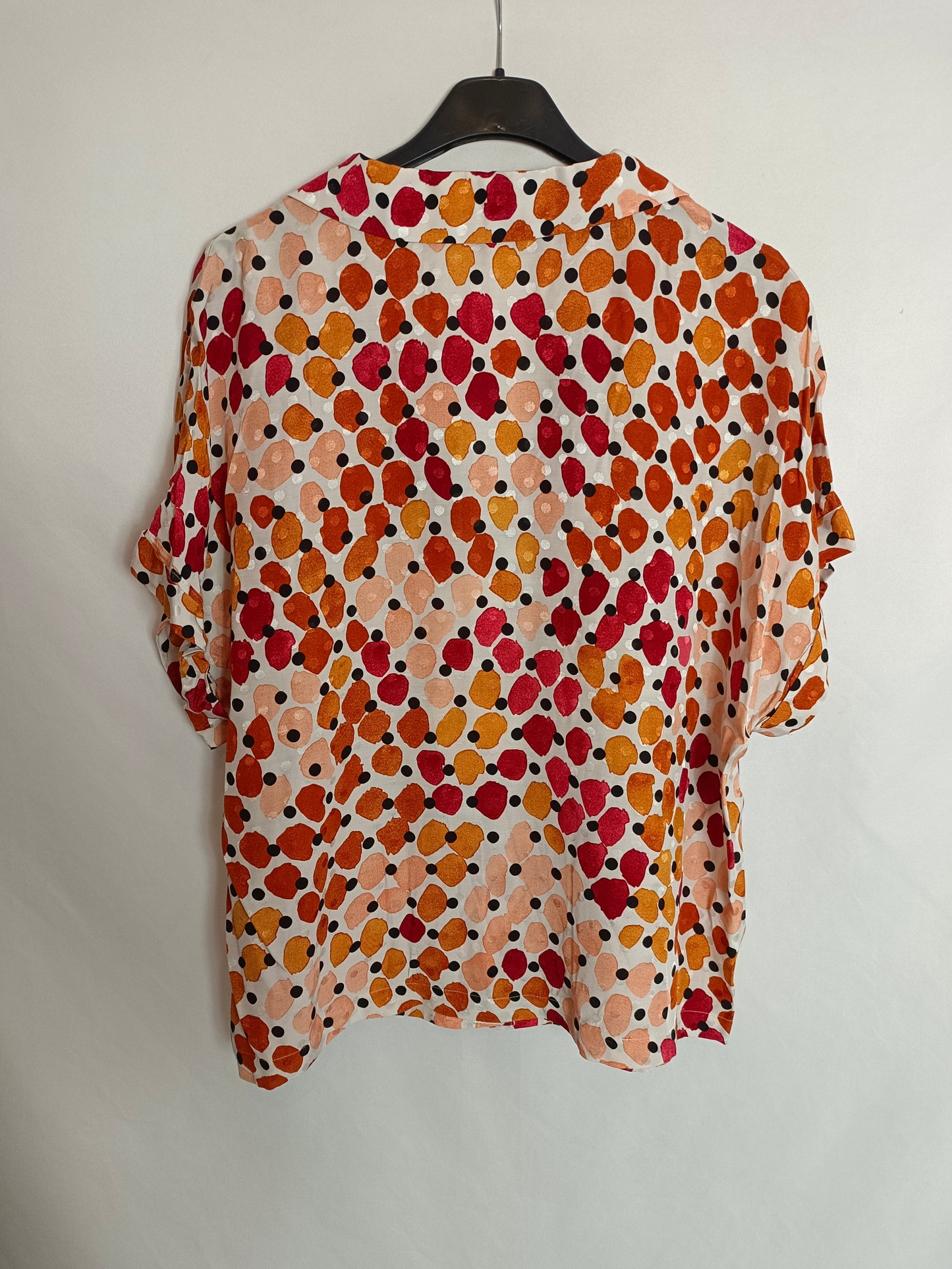 MANGO. Blusa manga corta efecto print T.m