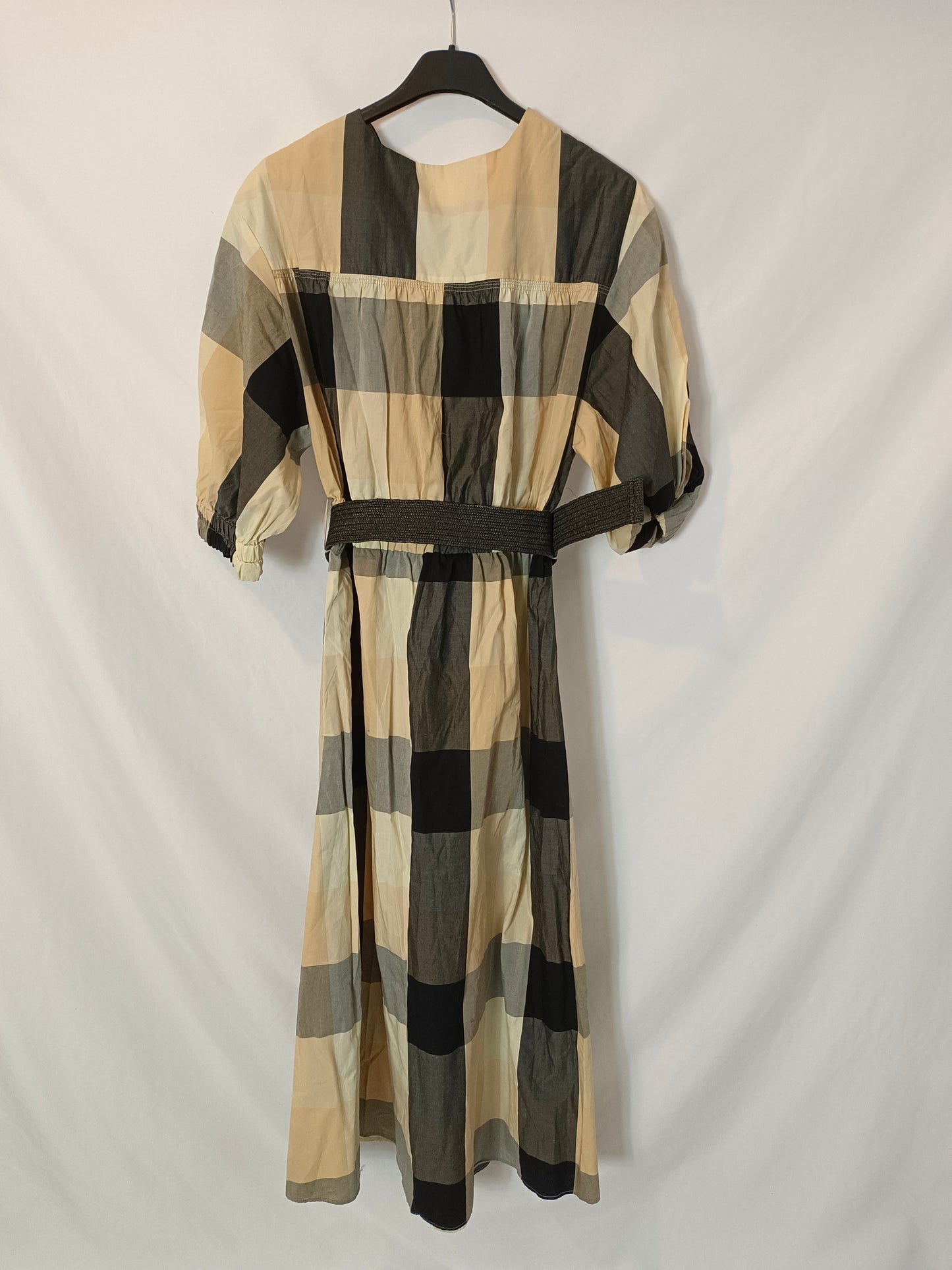 MANGO. Vestido midi cuadros cinturón T.s