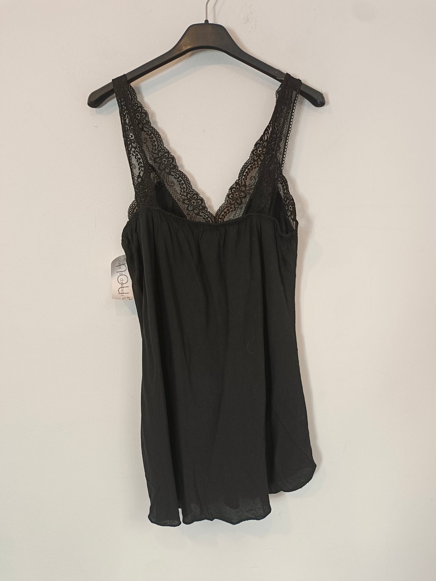 OTRAS. Top negro lencero. T S/M