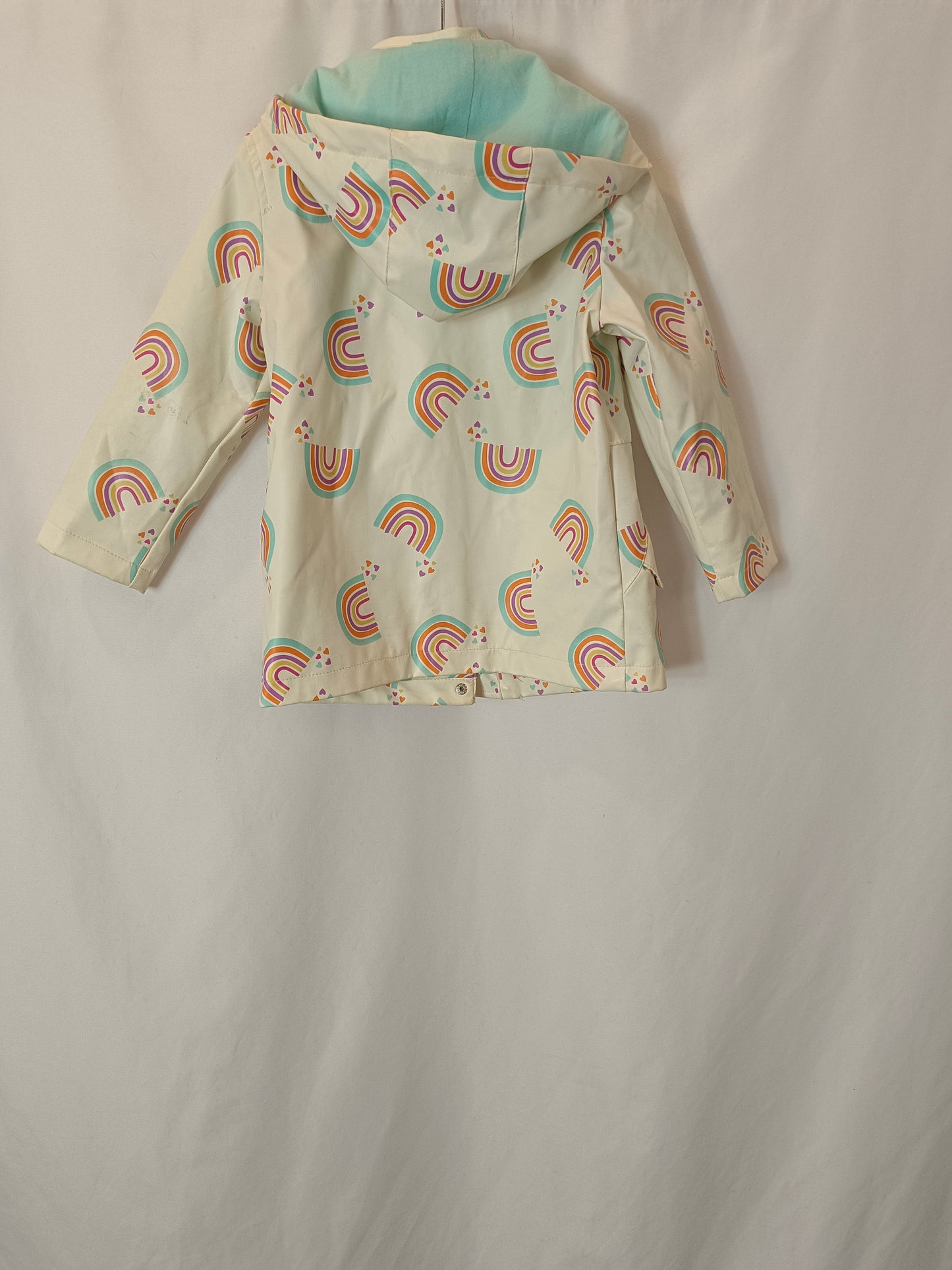 PRIMARK. chubasquero arcoíris T.2-3 años