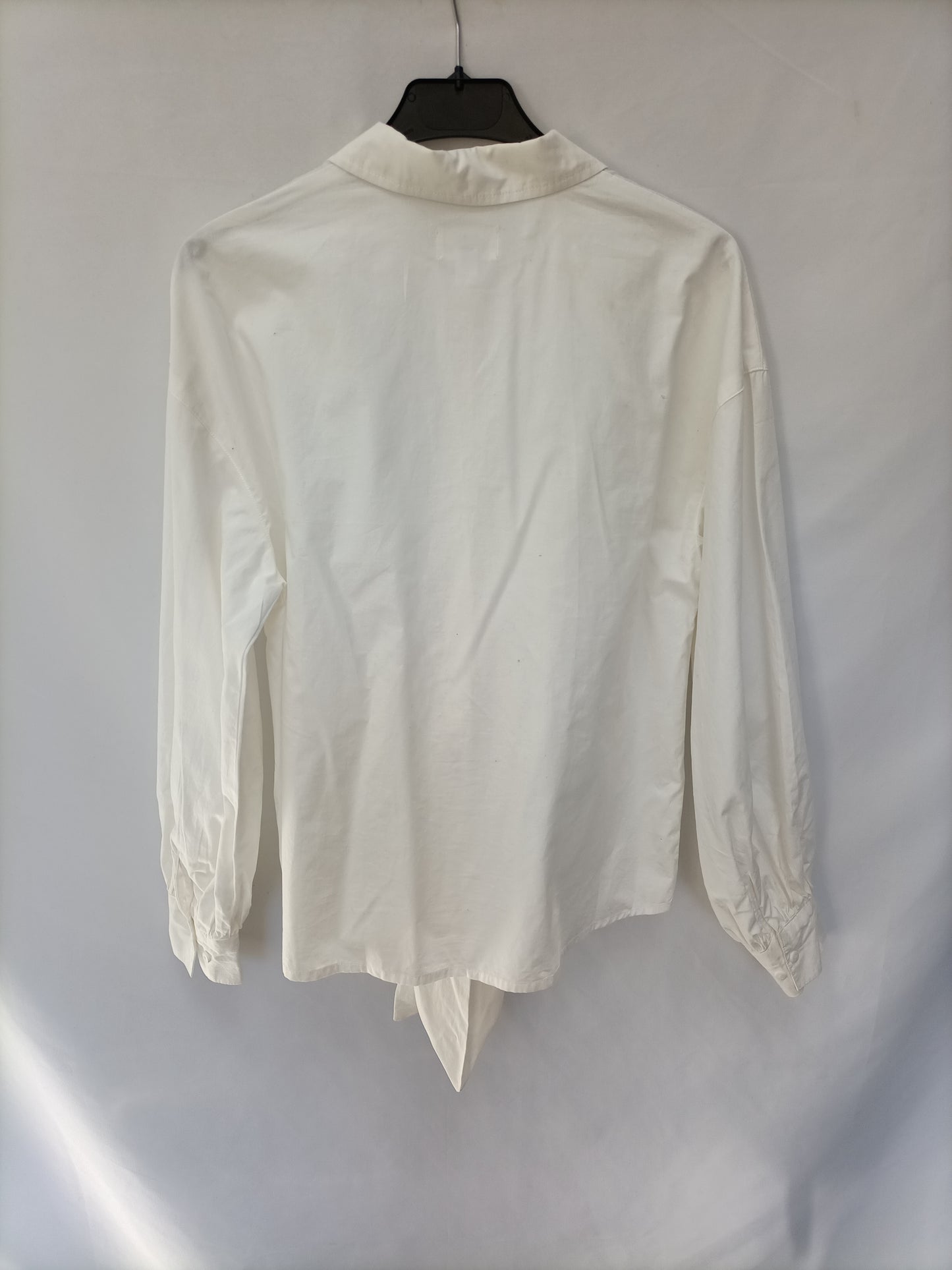 LISADNYC THE DROP. White lace-up shirt T.xs
