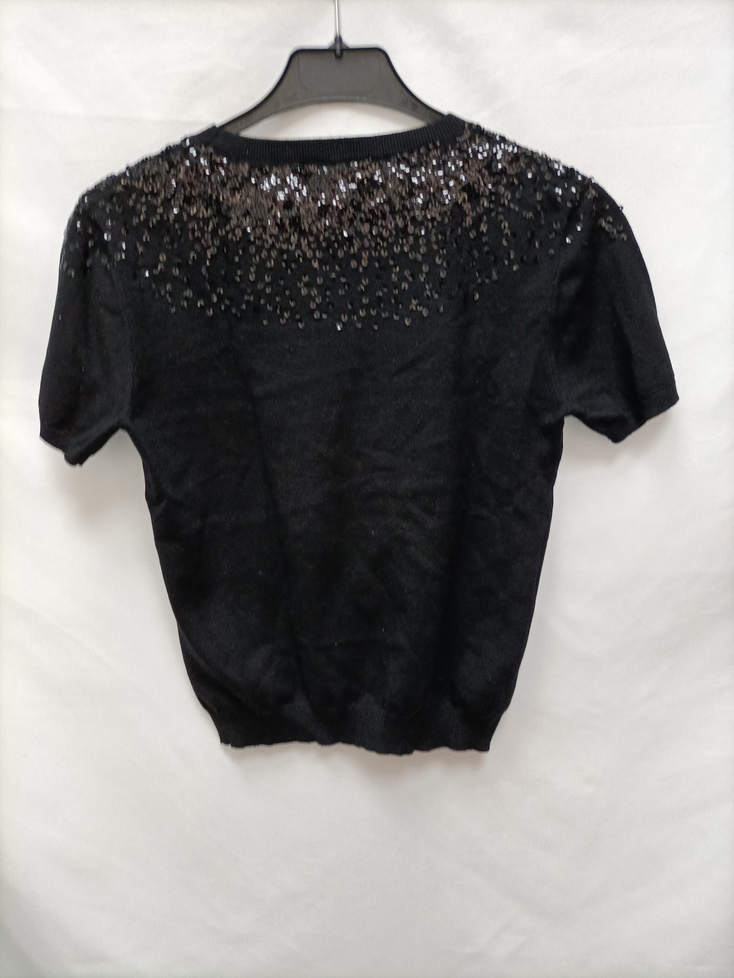 ZARA. Top negro lentejuelas T.s
