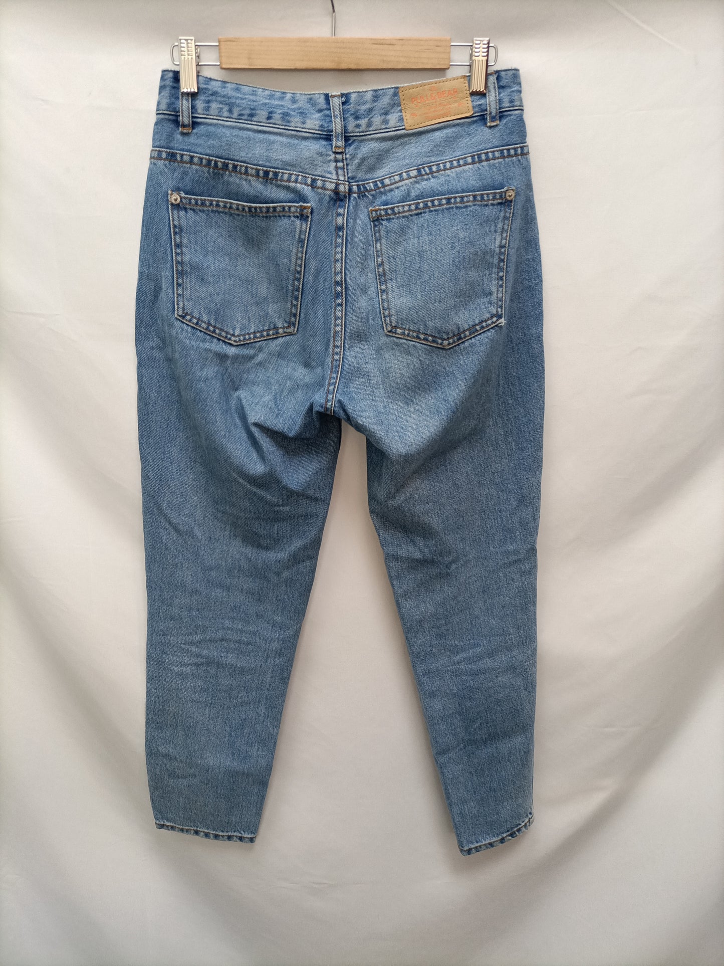 PULL&BEAR. Pantalón denim boyfriend T.36