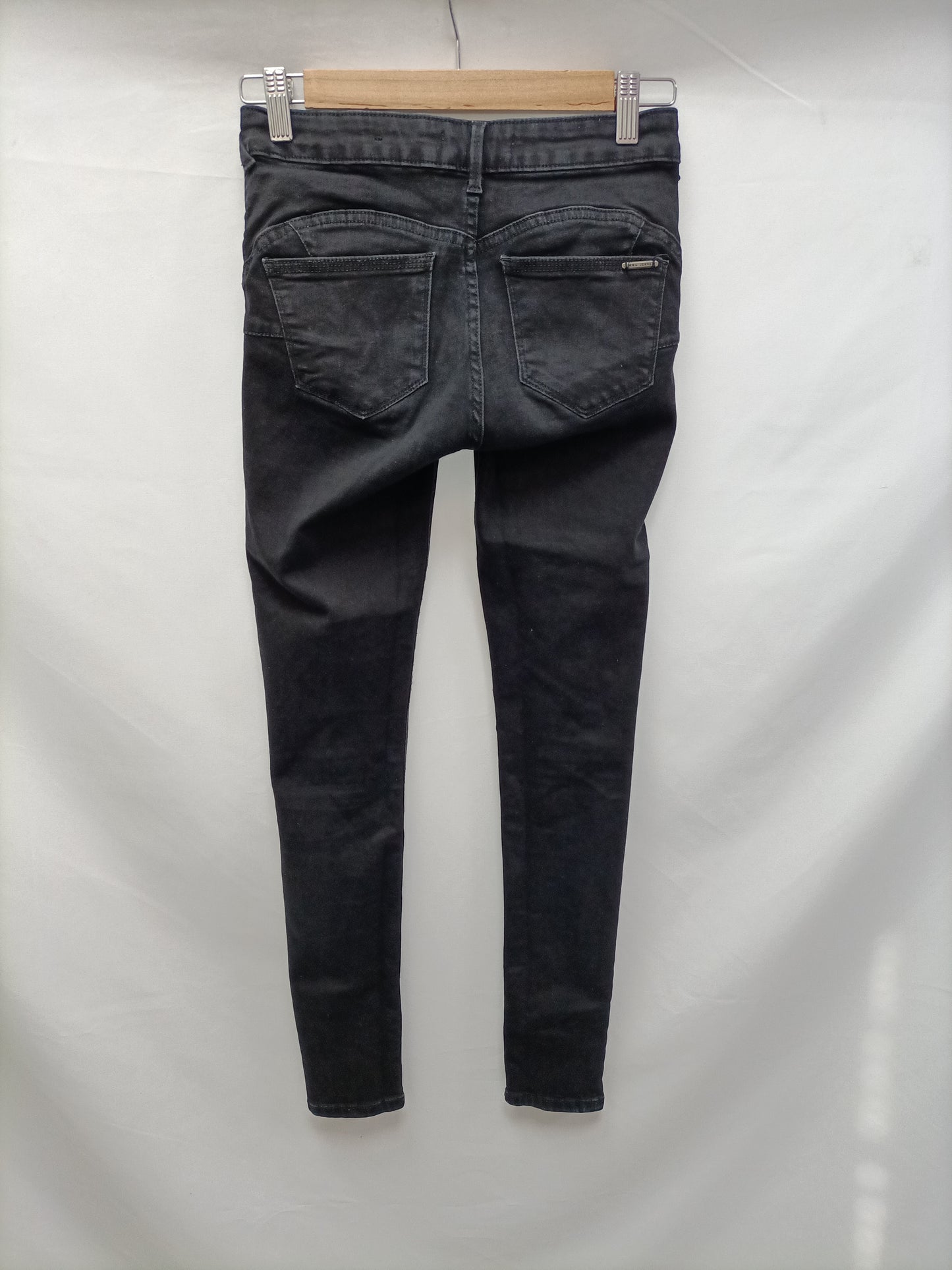 MANGO. Black cigarettes size 34