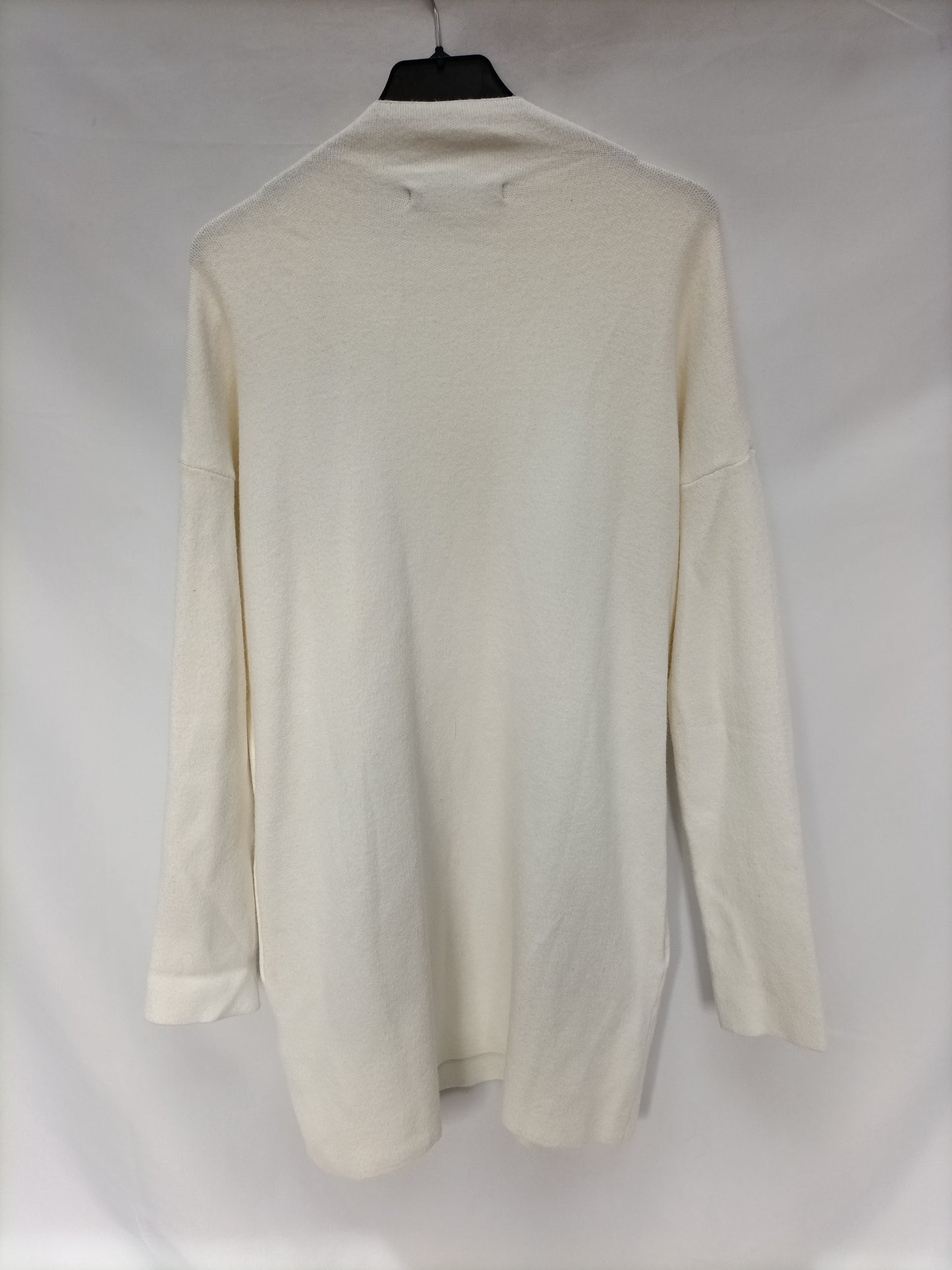 SFERA. Cárdigan blanco botones T.m