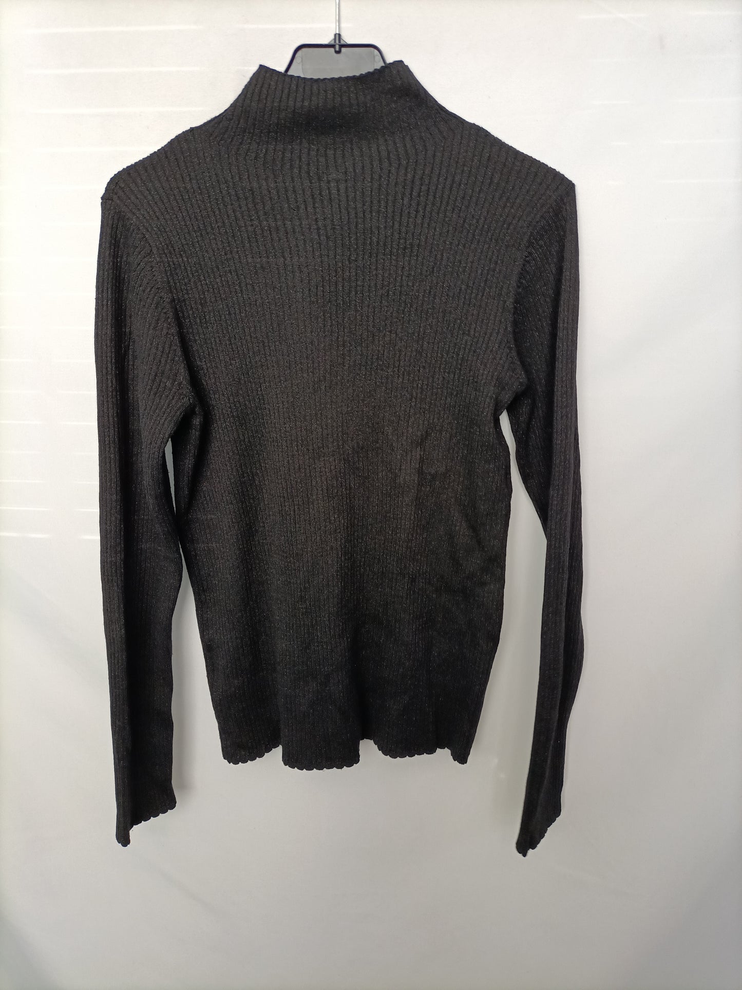 UNIQLO. Jersey negro hilos T.m