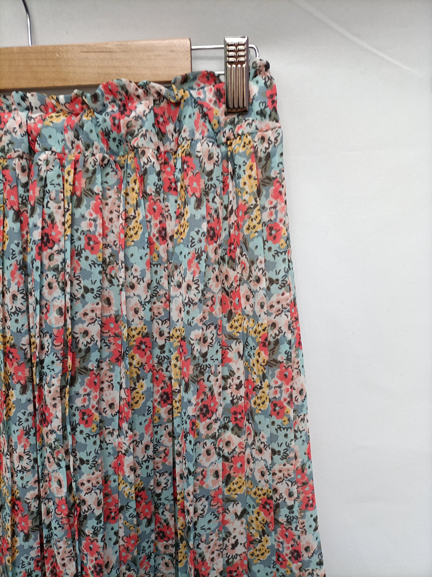 OTRAS. Falda corta flores T.u (m)