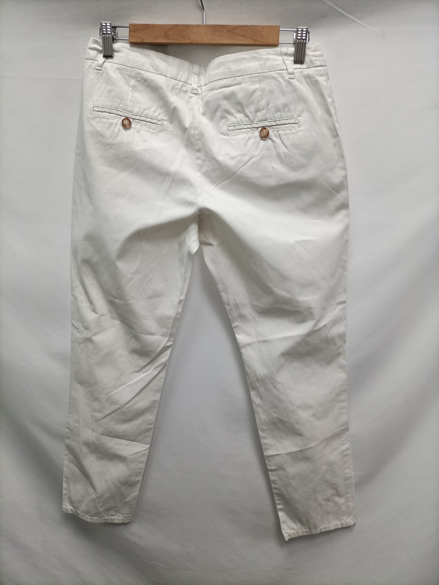 MANGO. Pantalon chino blanco T.36