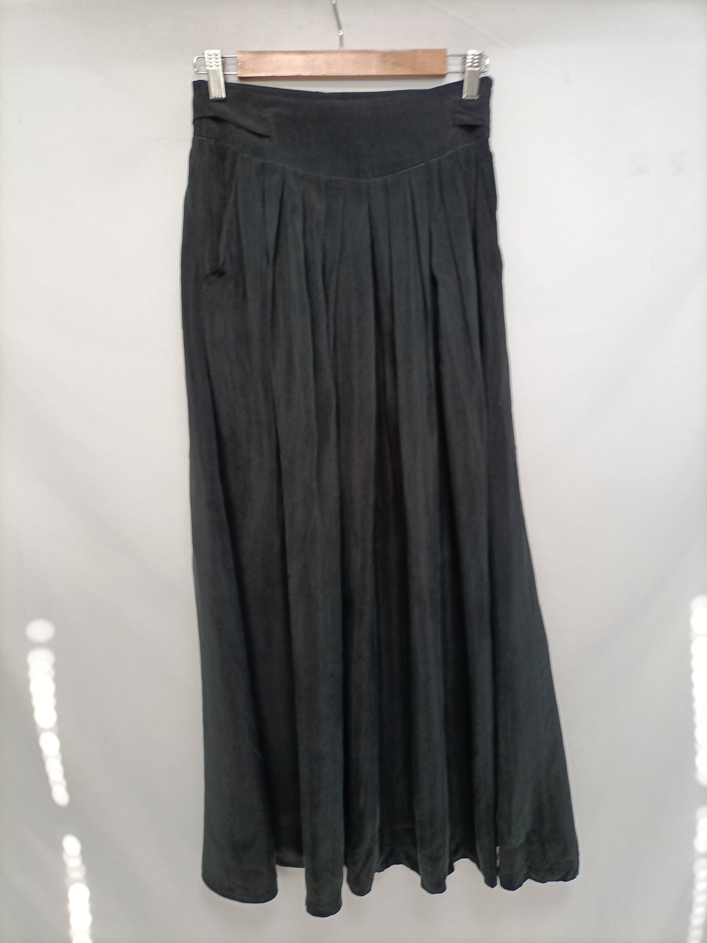 ZARA. Falda larga vuelo T.xs