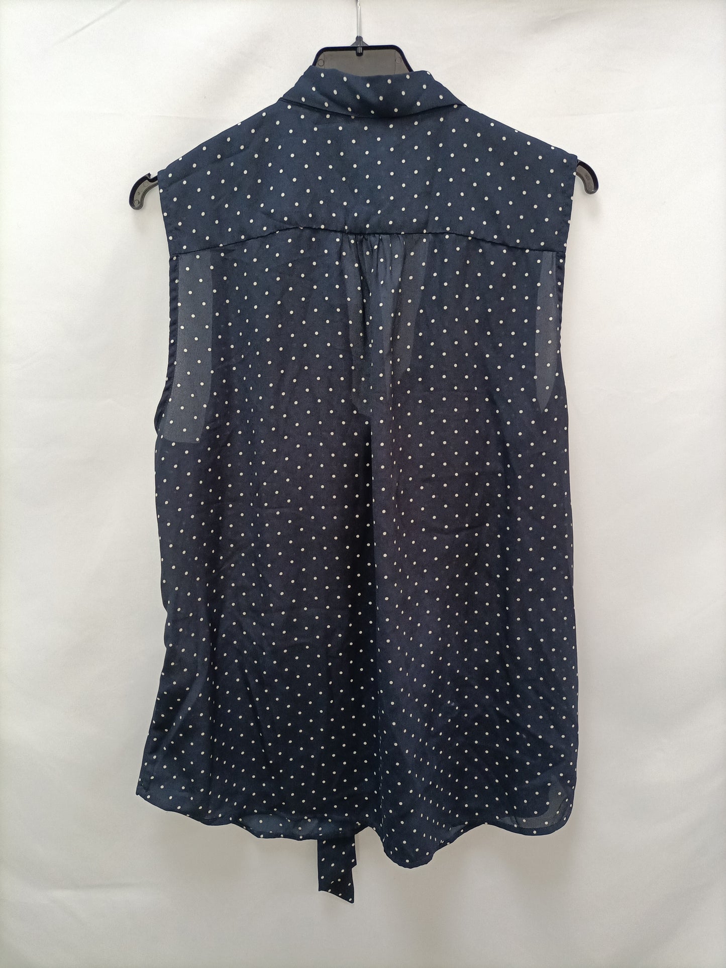 H&M. Blusa lunares T.46