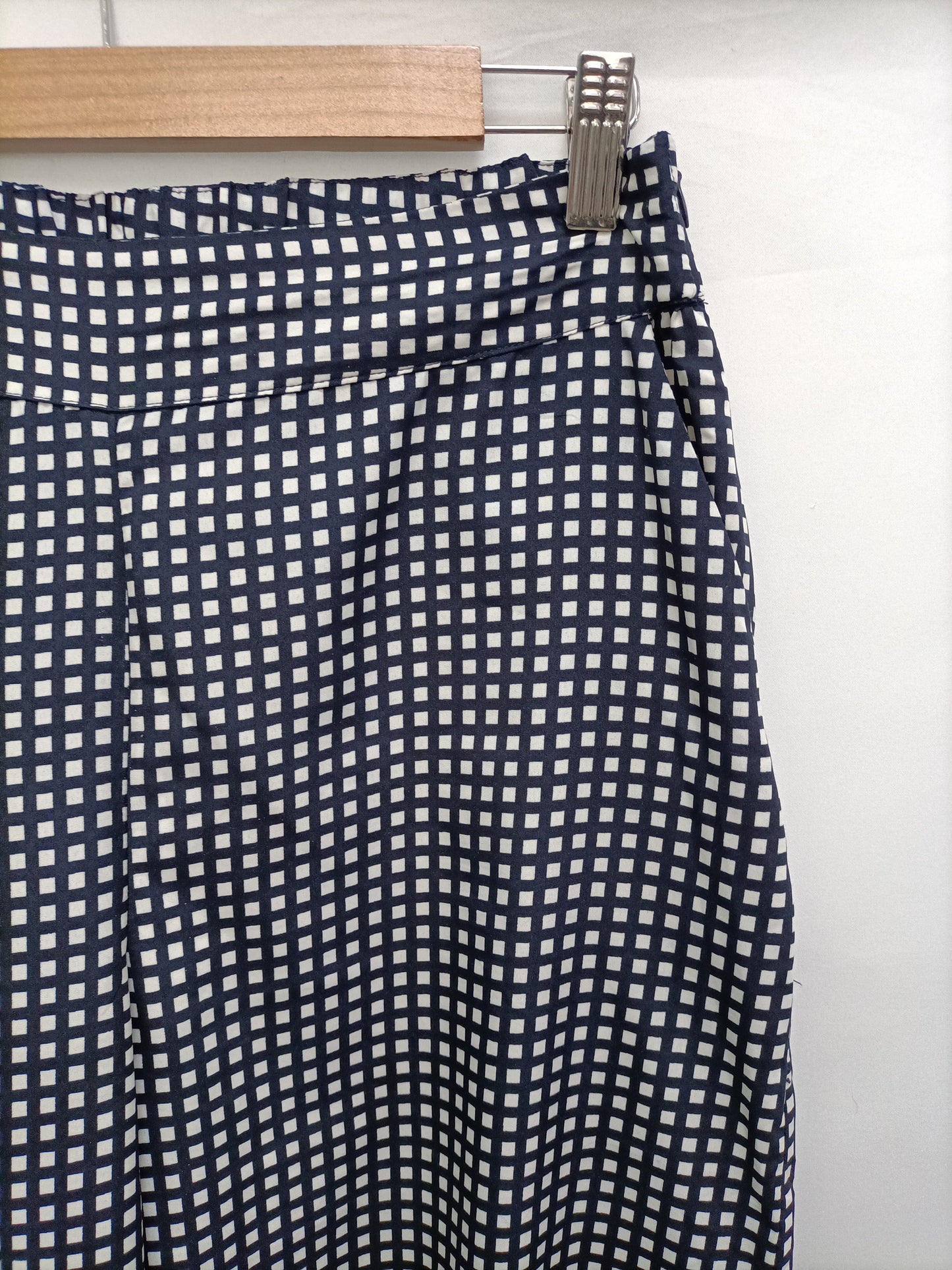 MANGO. Pantalón culotte cuadros T.m