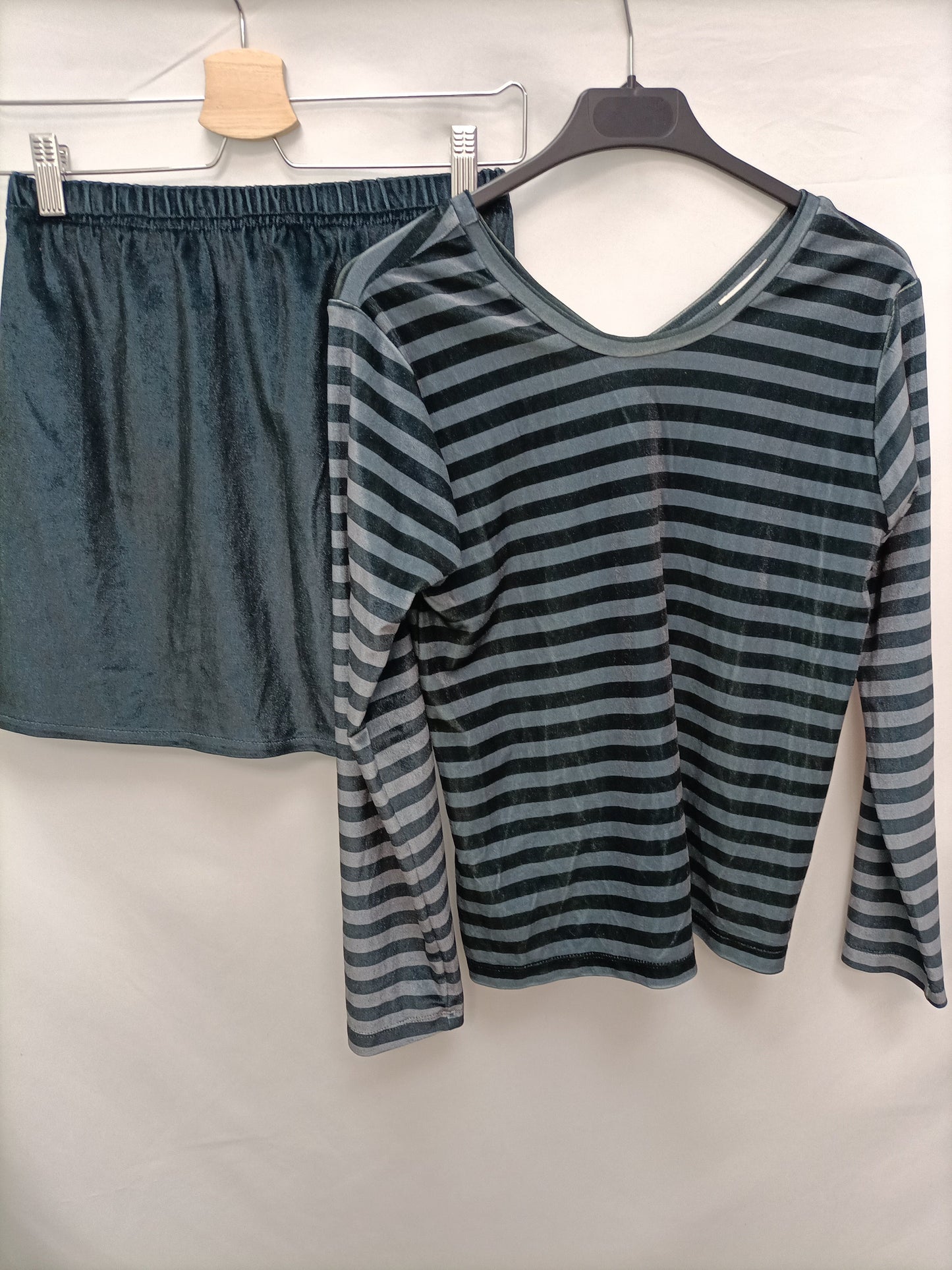 OTRAS. Camiseta terciopelo T.xs