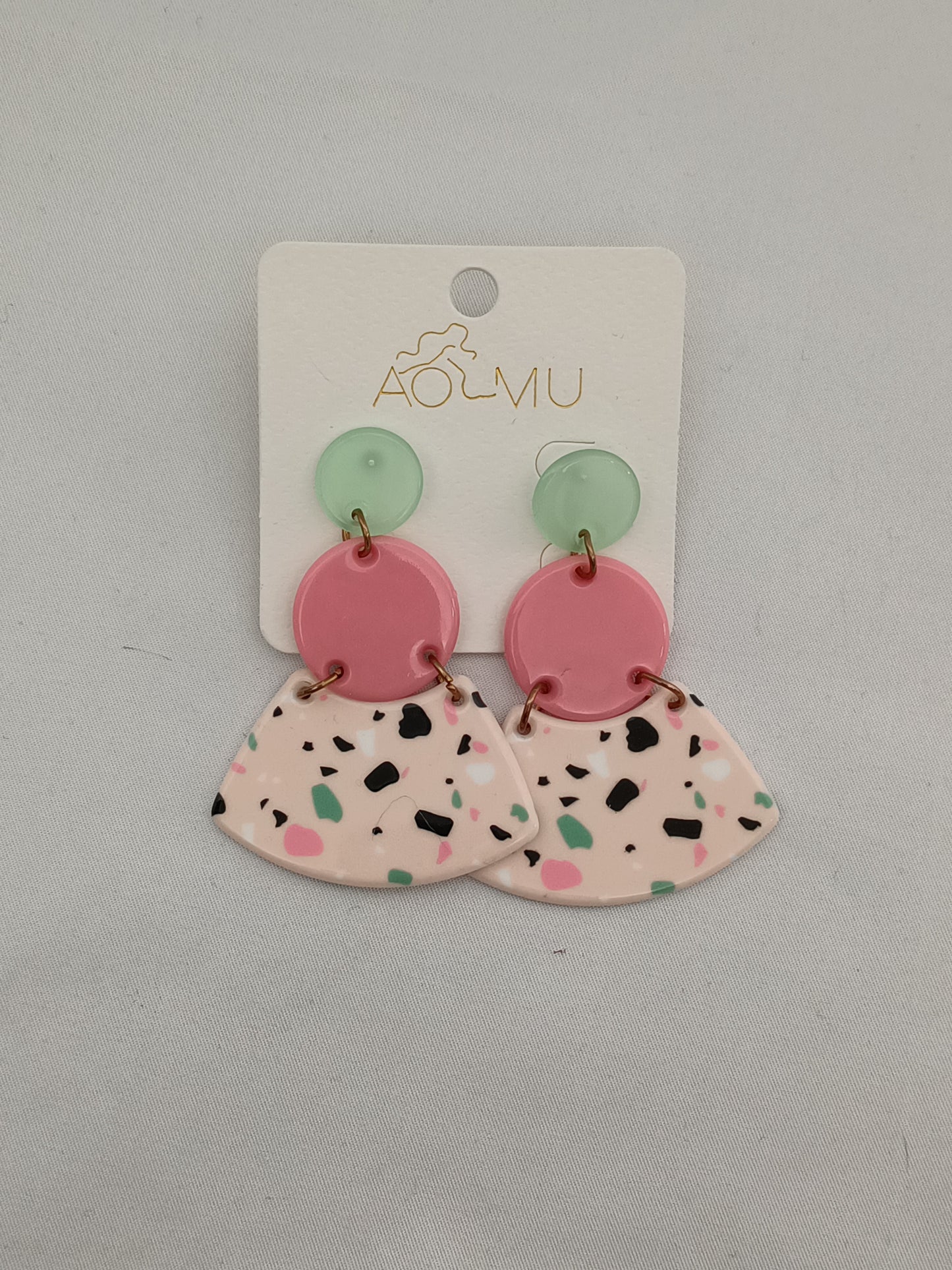 Paula. OTHERS. Pink earrings