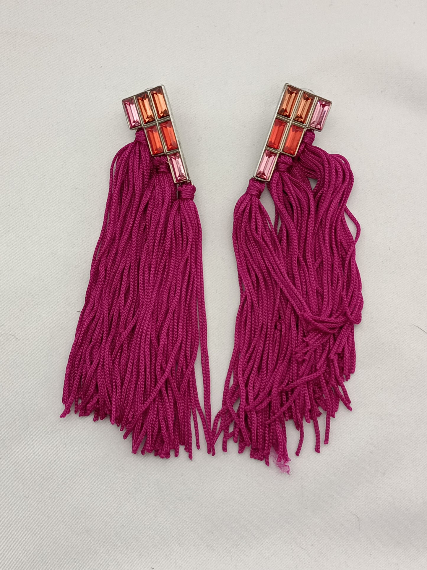 OTHERS. Fringe earrings