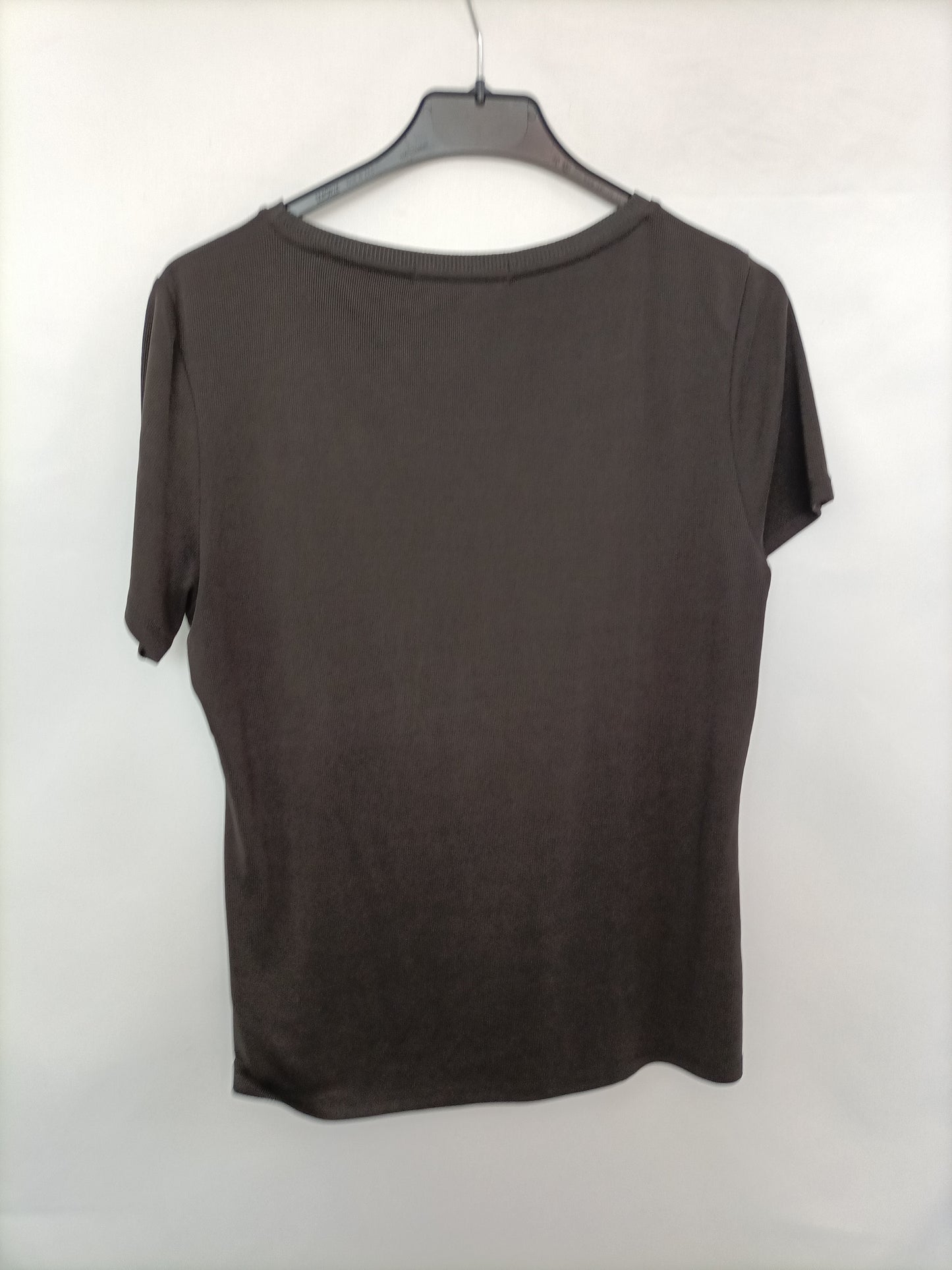 OYSHO. Camiseta negra fluida T.l