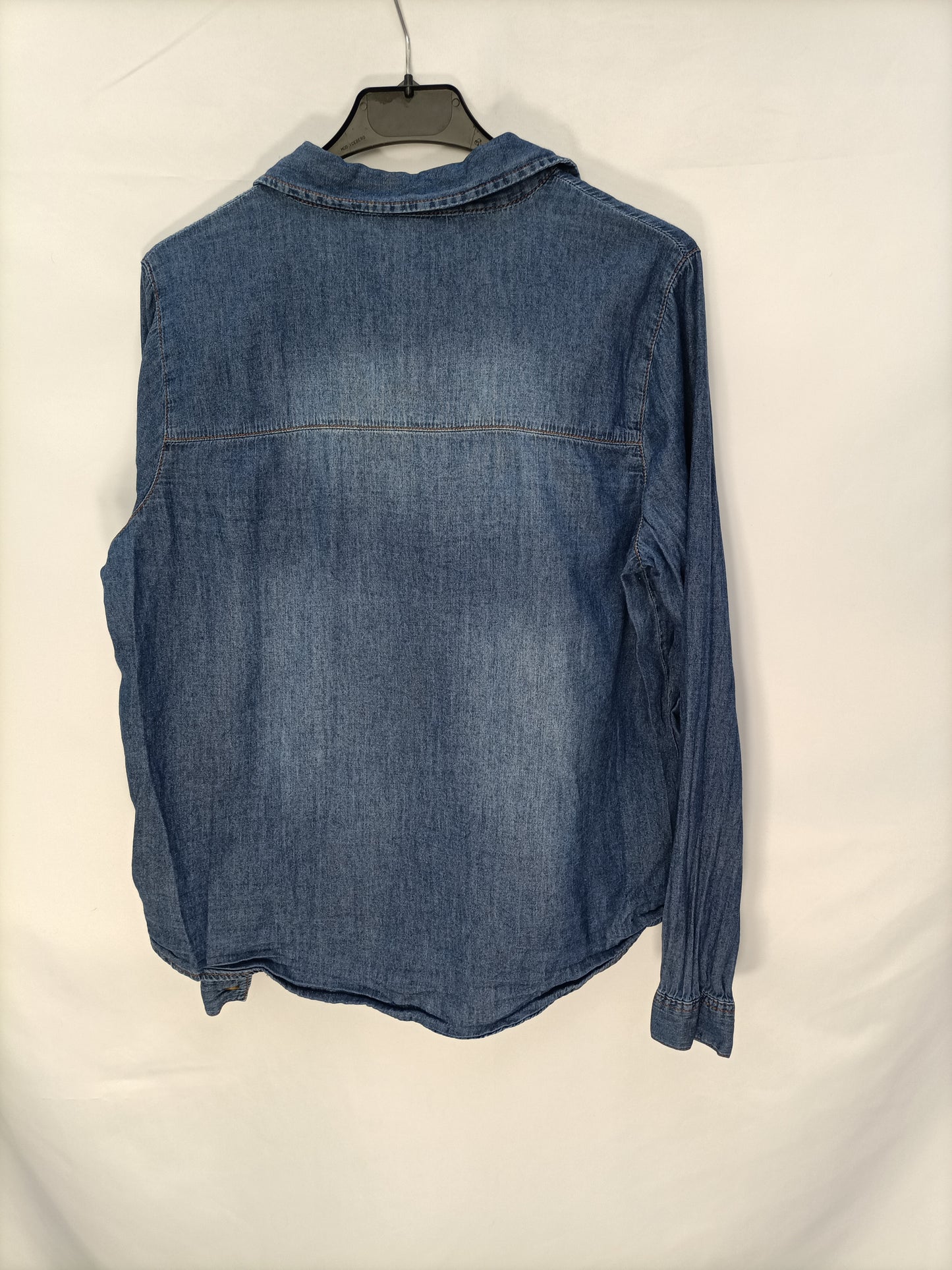 STRADIVARIUS. Denim shirtT.m