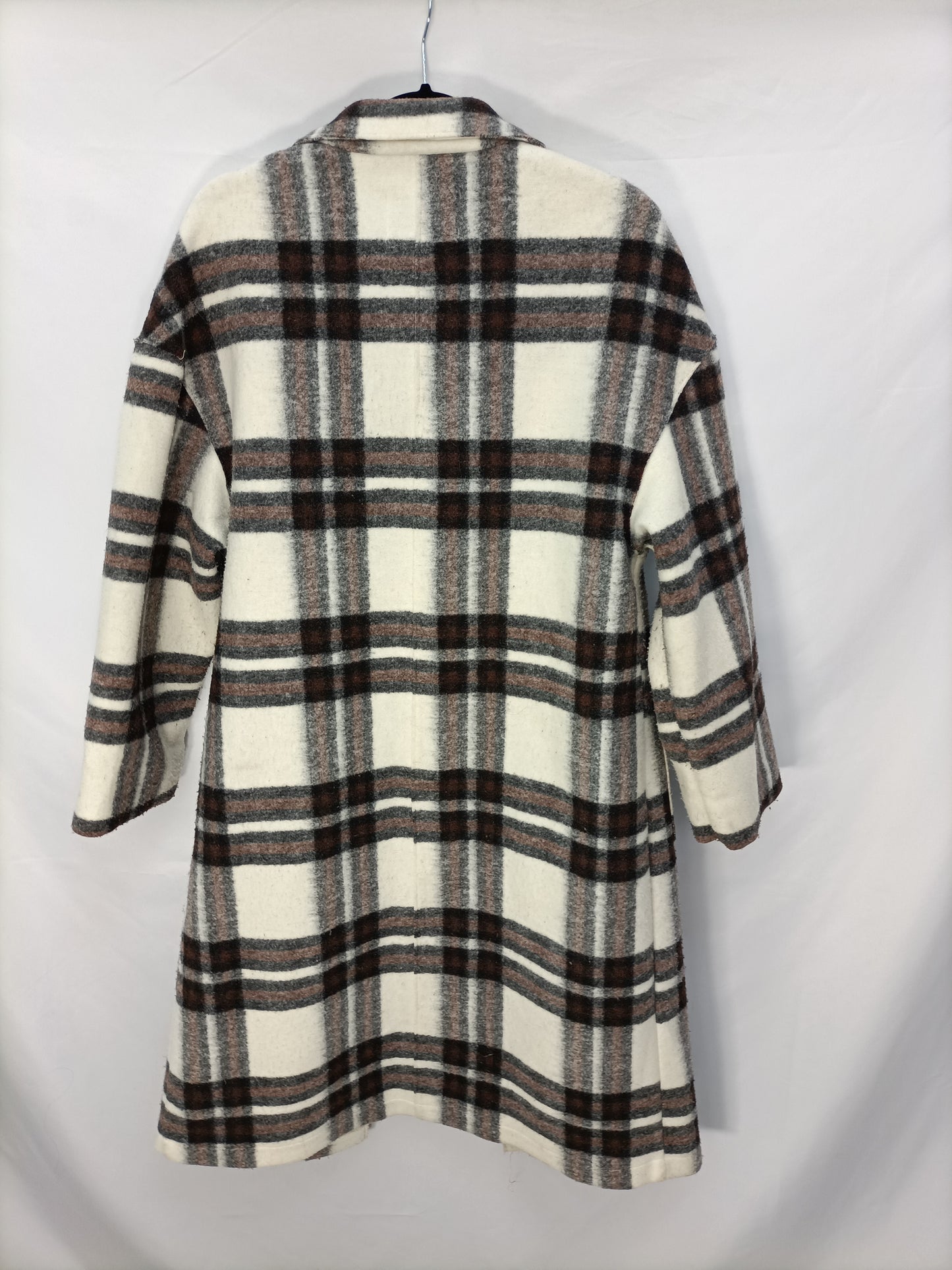 STRADIVARIUS. Abrigo largo cuadros T.s