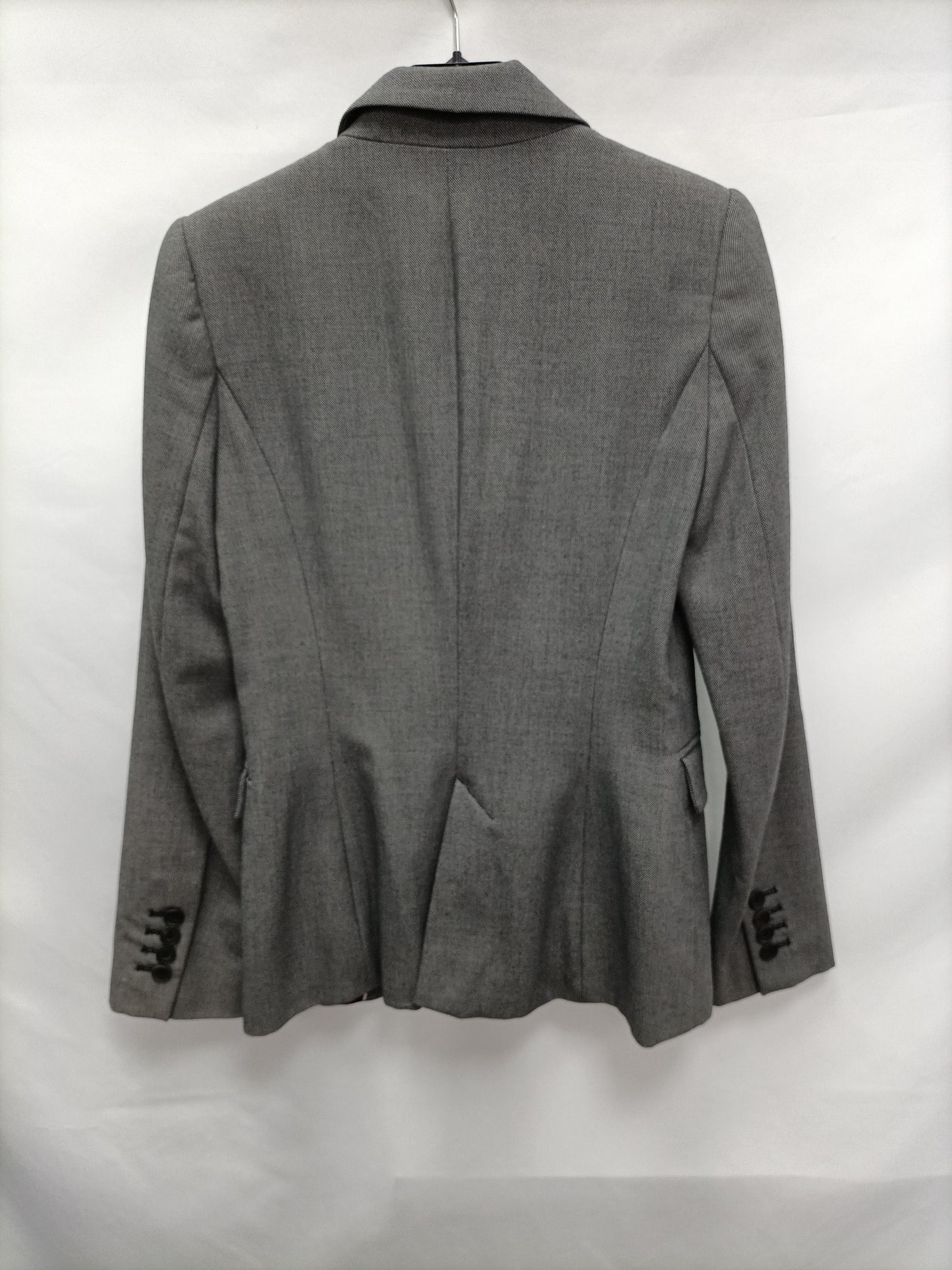 ZARA. Blazer gris entallada T.s