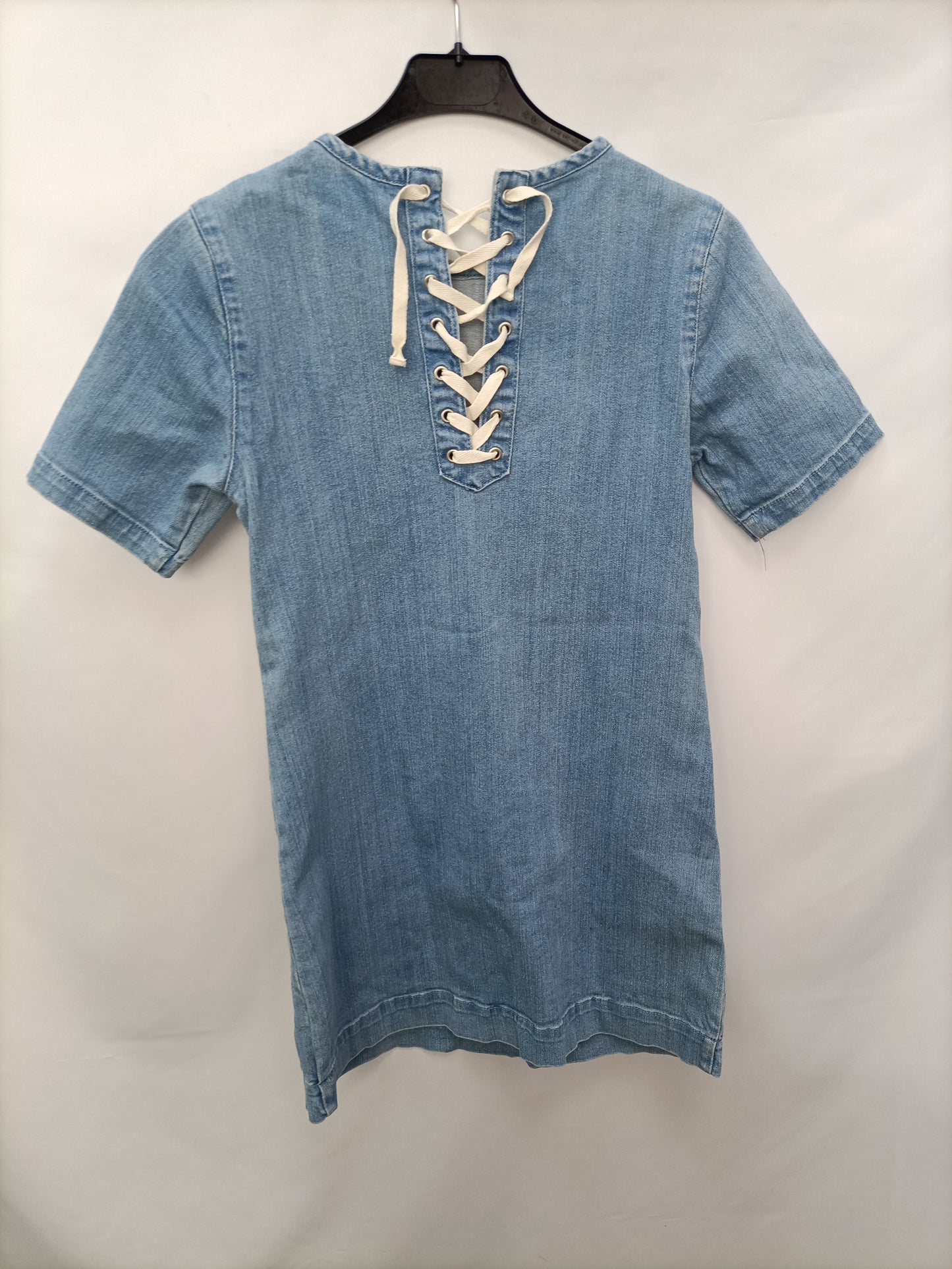 FOREVER21. Vestido denim corto T.s