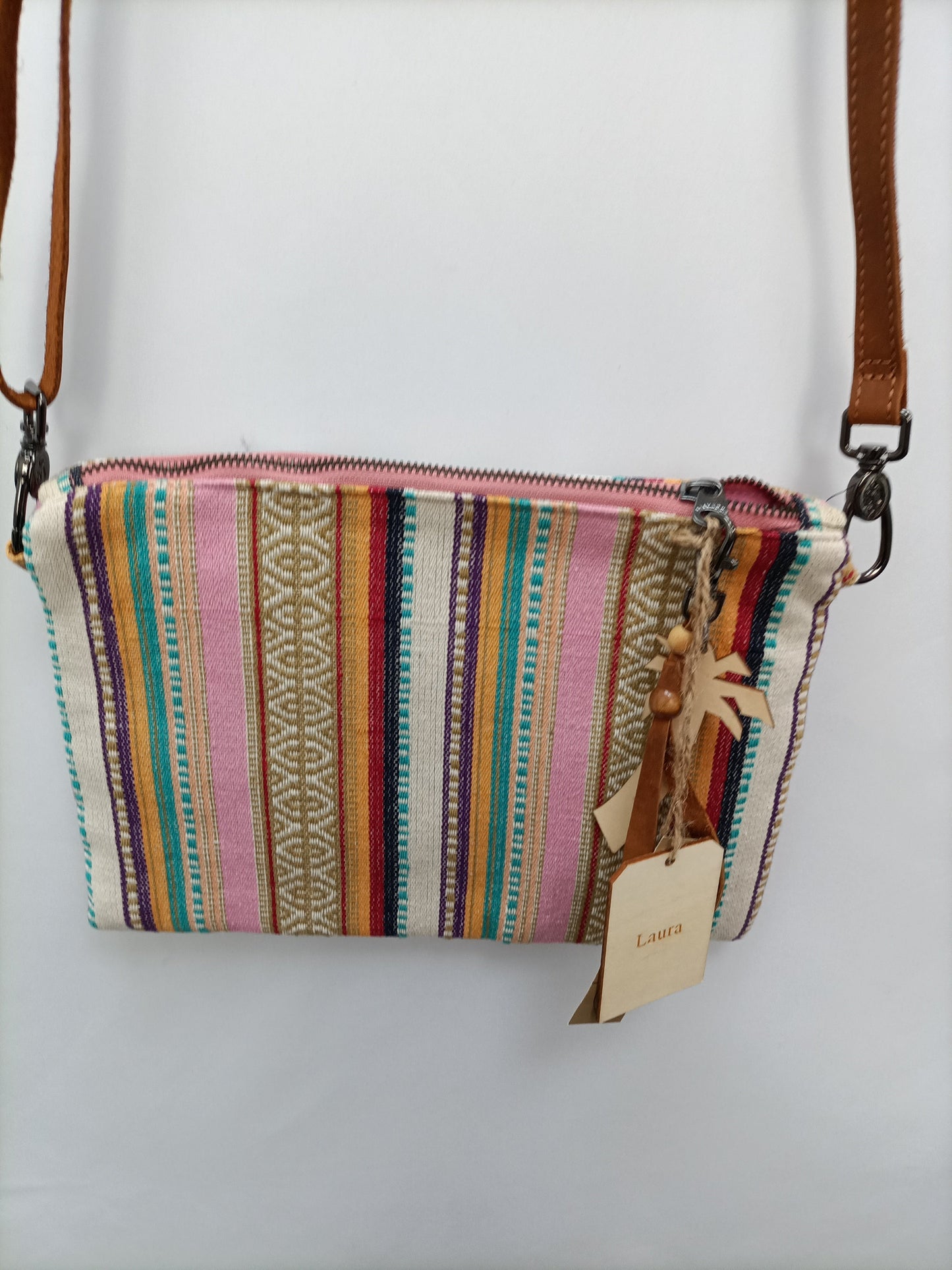 SALVADOR BACHILLER. Bolso étnico rayas