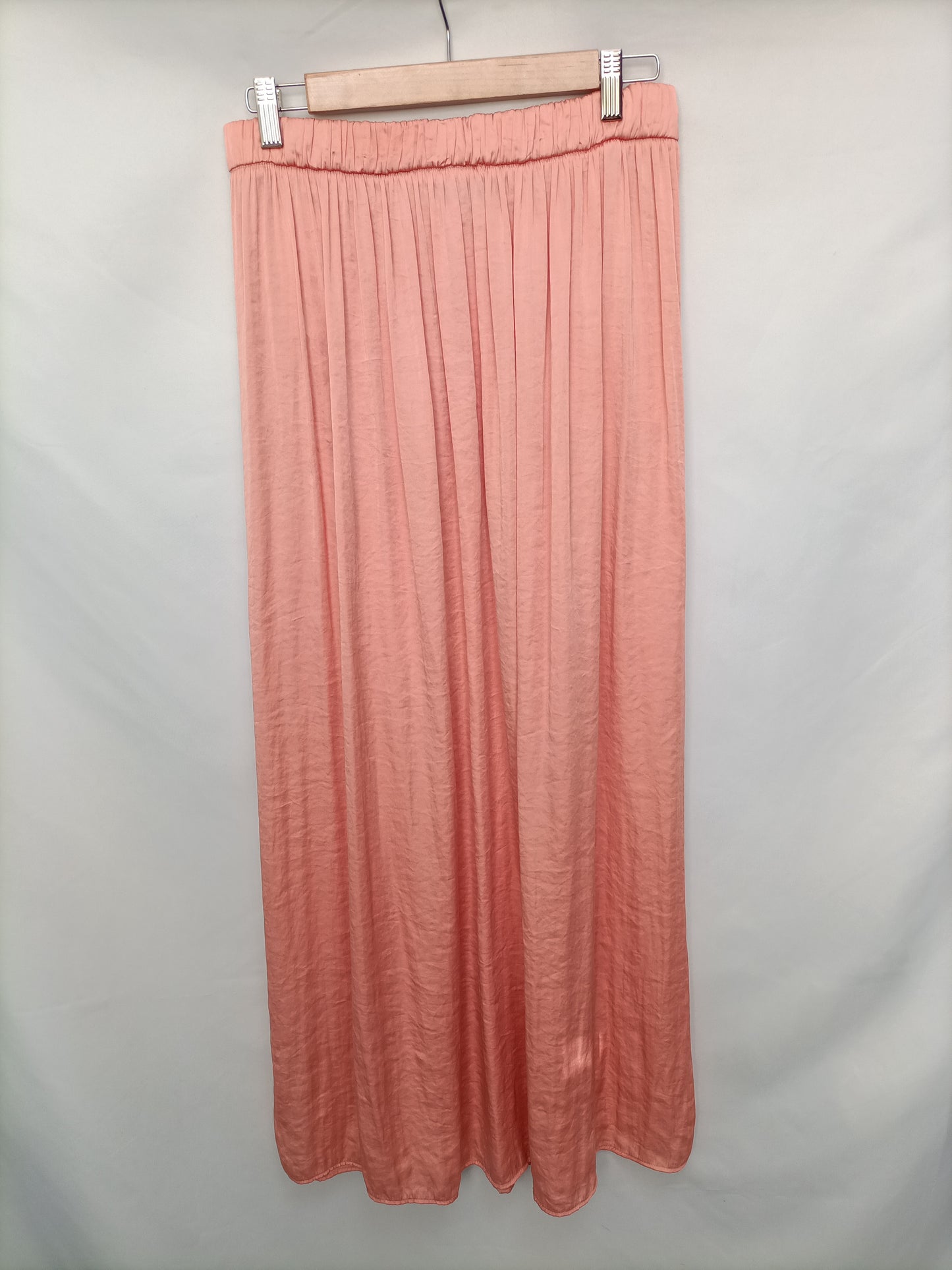 ZARA. Long salmon skirt Tm