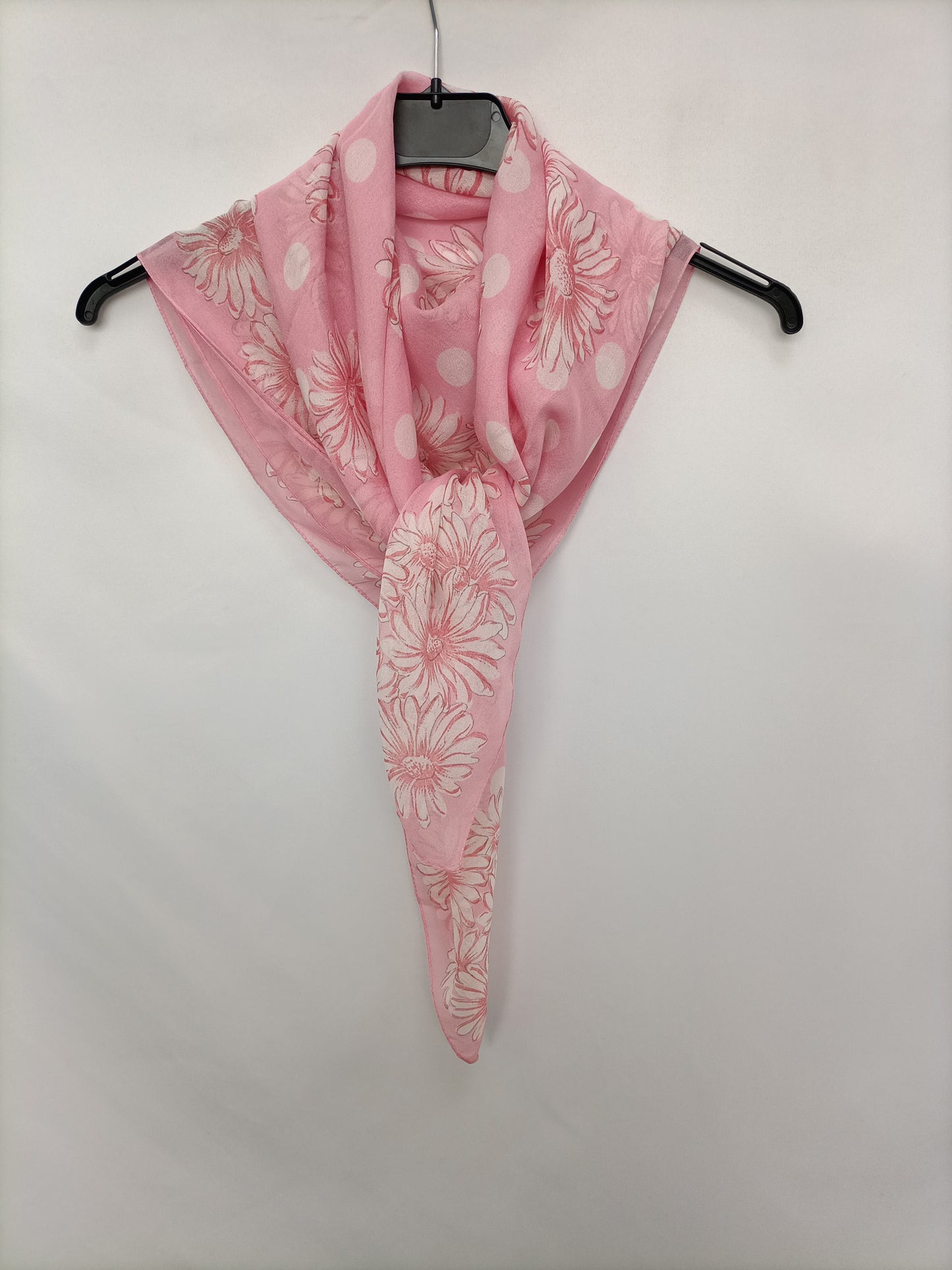 OTHERS. Pink floral scarf
