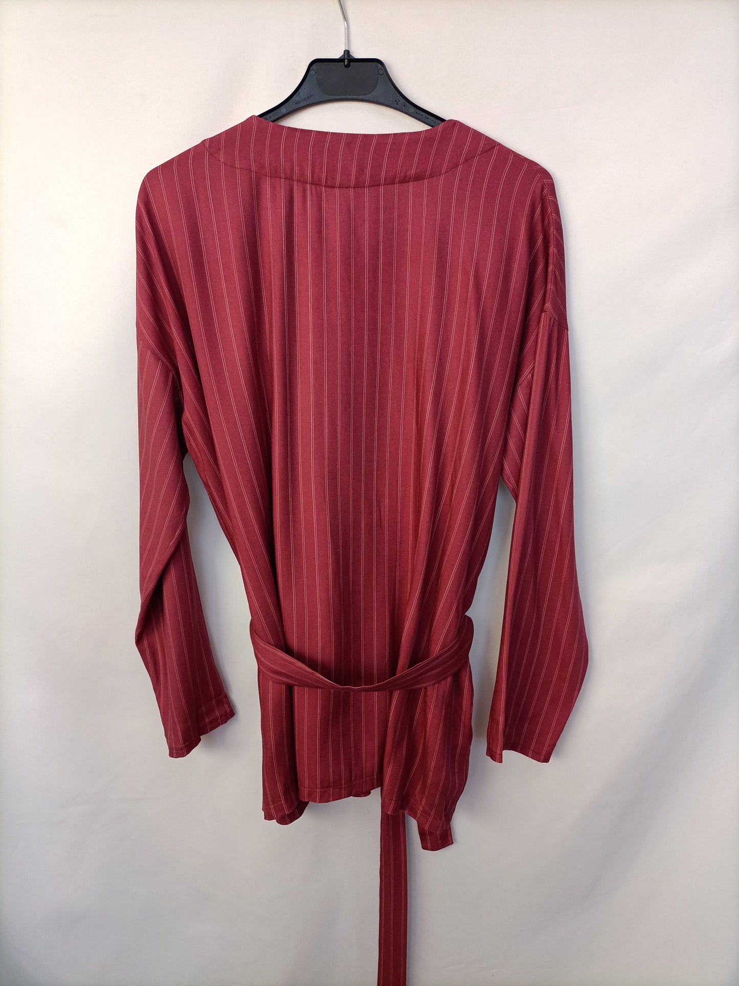 MUS&BOMBON. Blazer burdeos rayas T.s